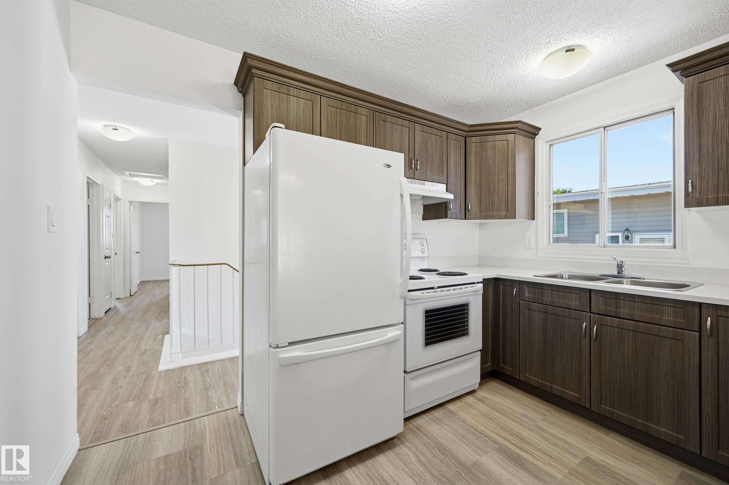 Fifth View of 3413 135 Avenue, Belmont, Edmonton, Alberta, T5A 2V6