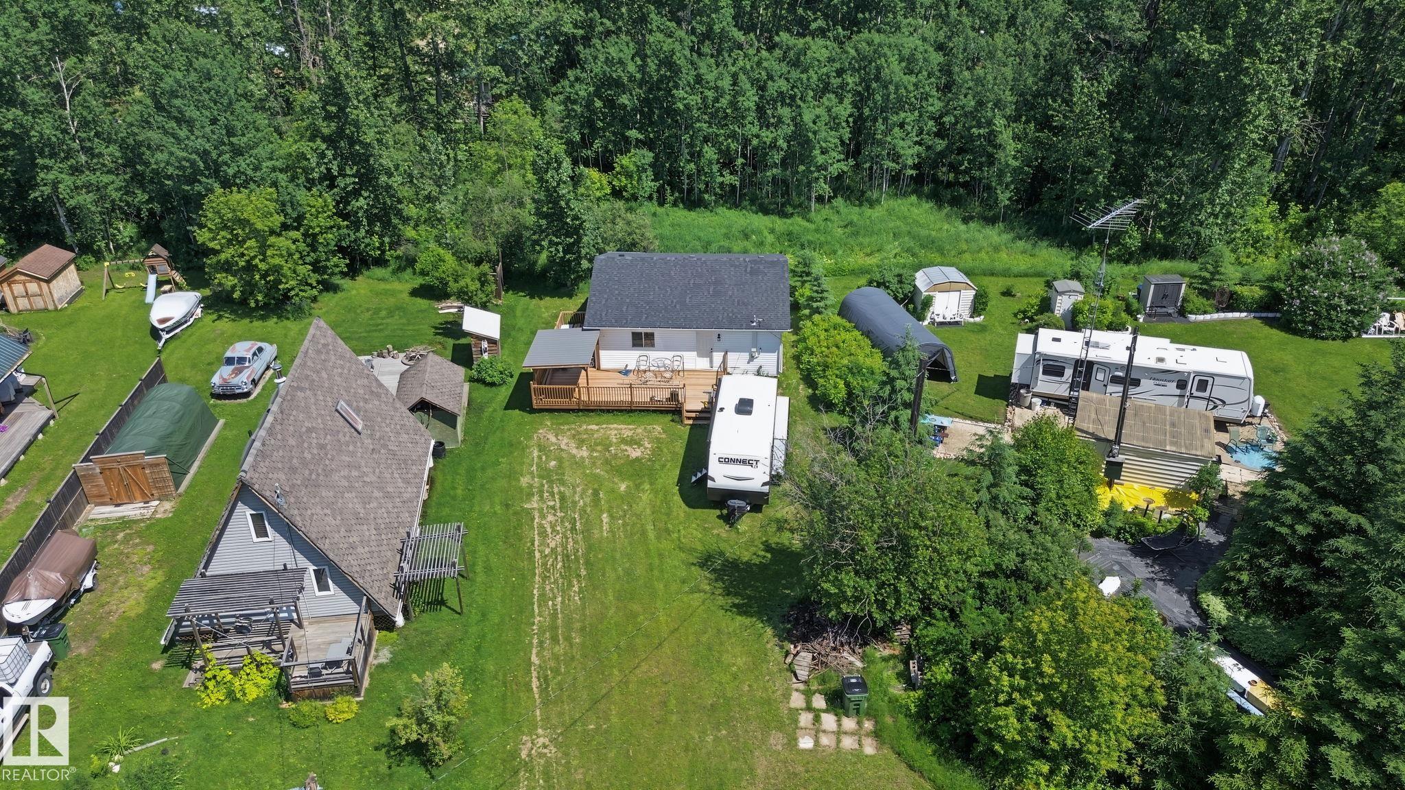 21 Spruce Crescent, E4498426, Alberta,