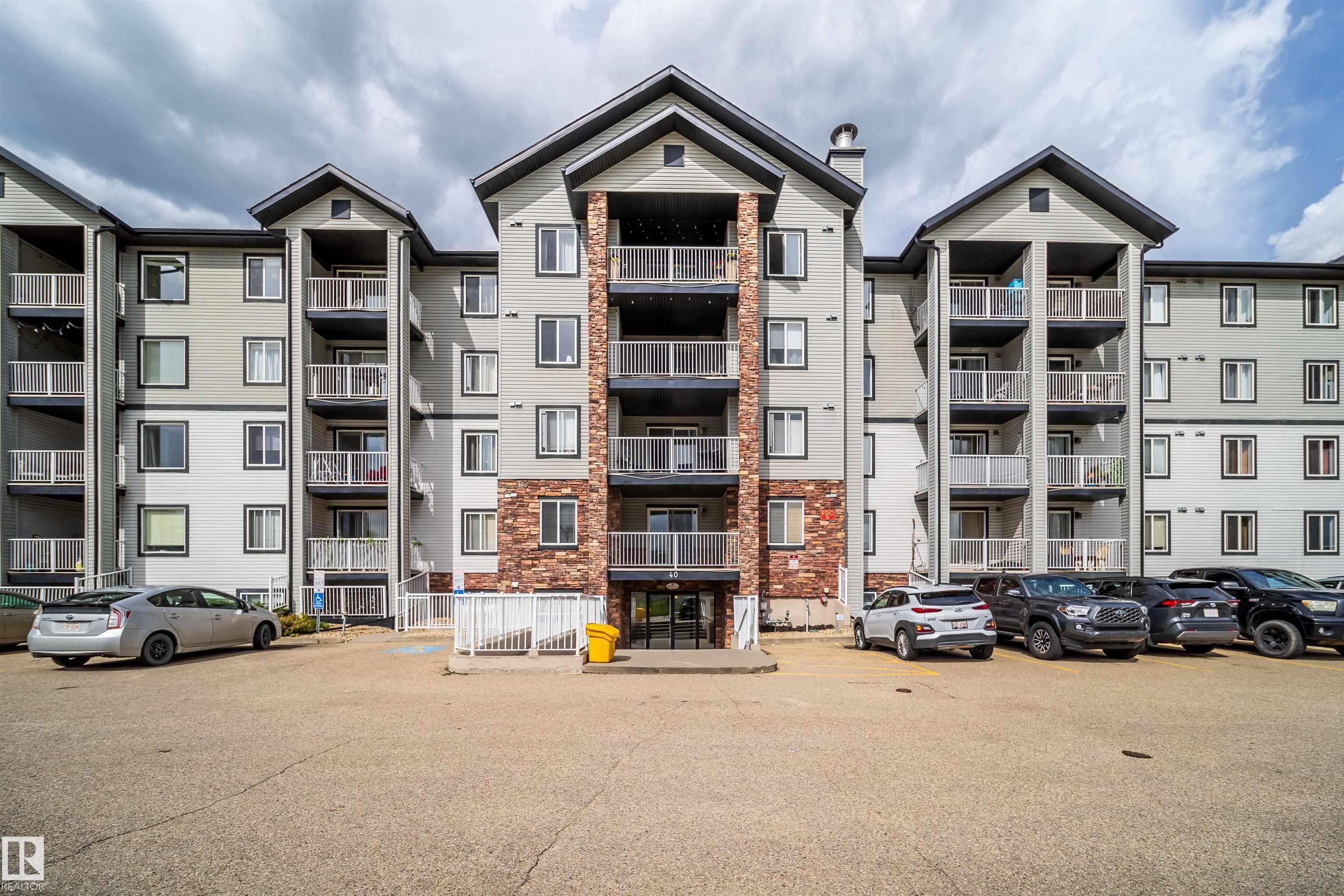 212 40 SUMMERWOOD Boulevard, E4498431, Alberta,