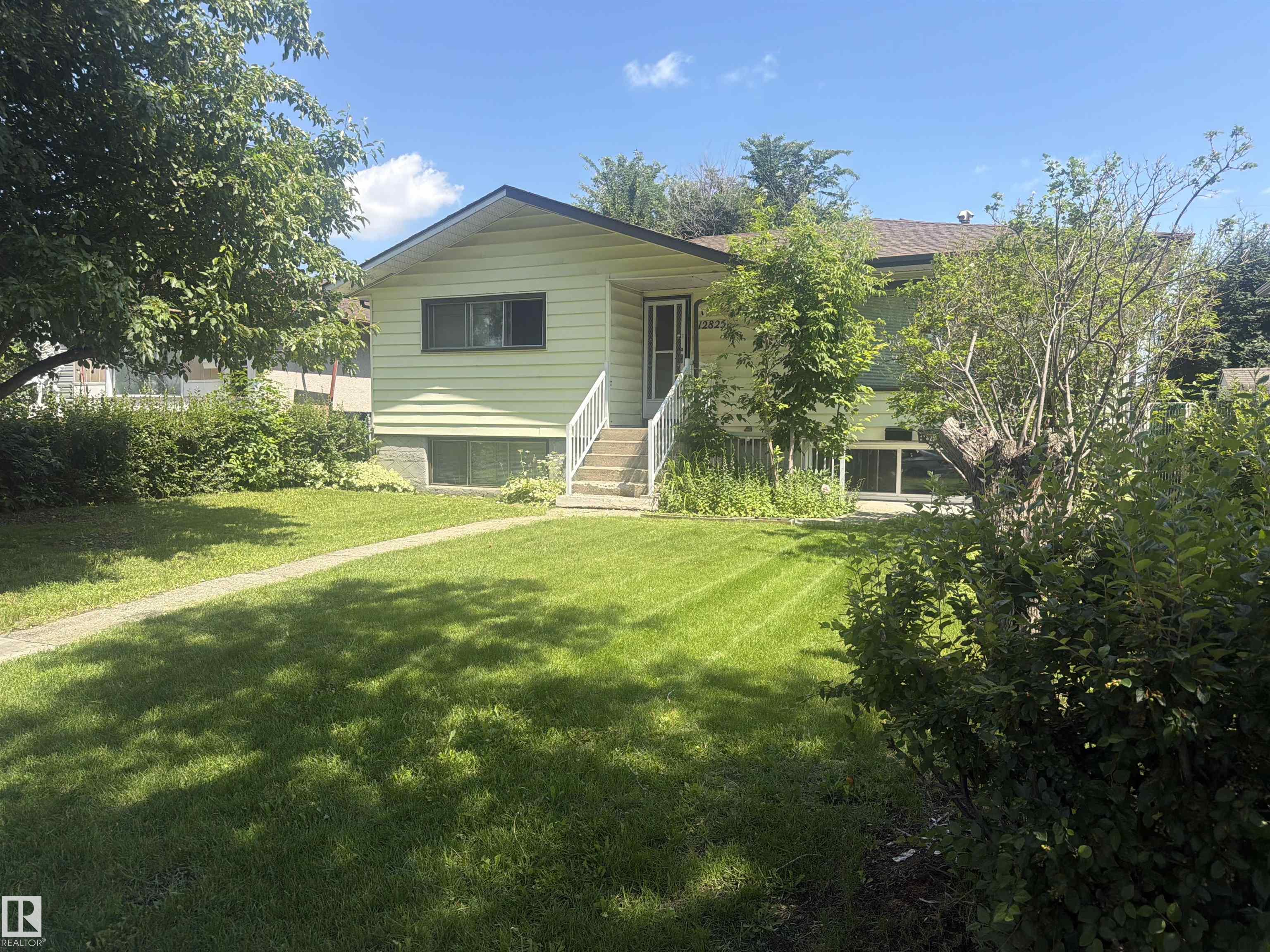 12825 102 Street, E4498503, Alberta,