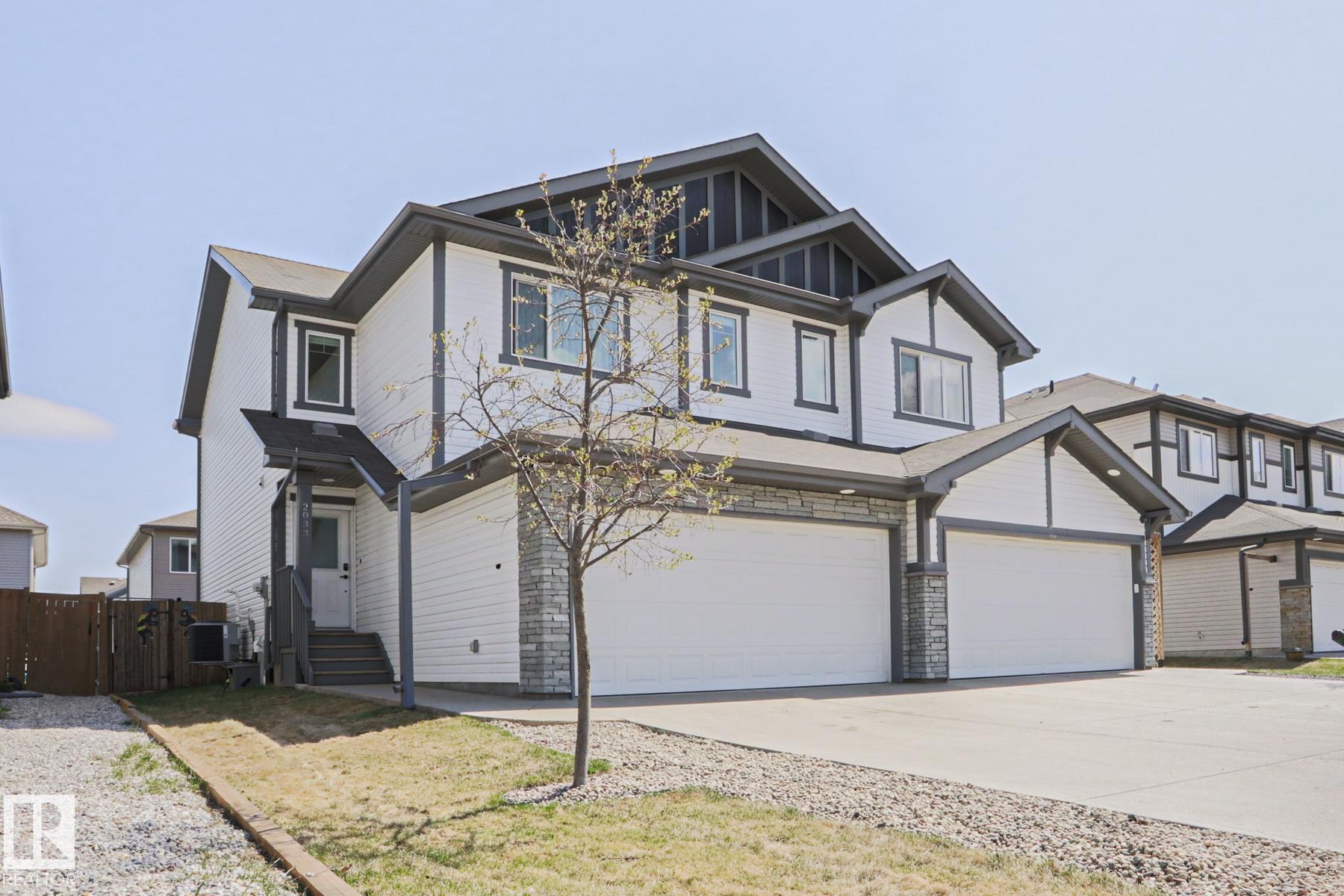 2033 WESTERRA Loop, E4498741, Alberta,