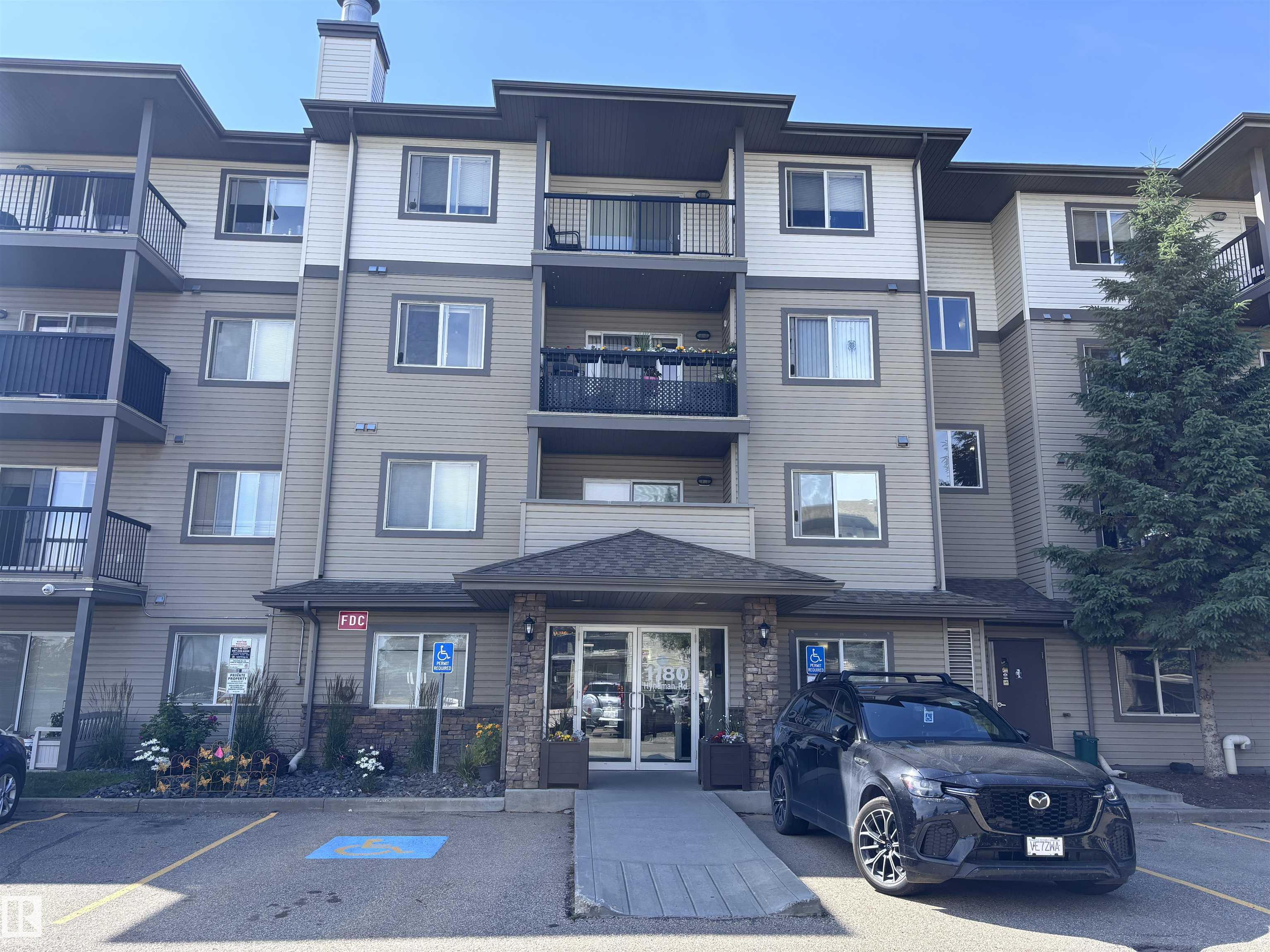 435 1180 HYNDMAN Road, E4498797, Alberta,