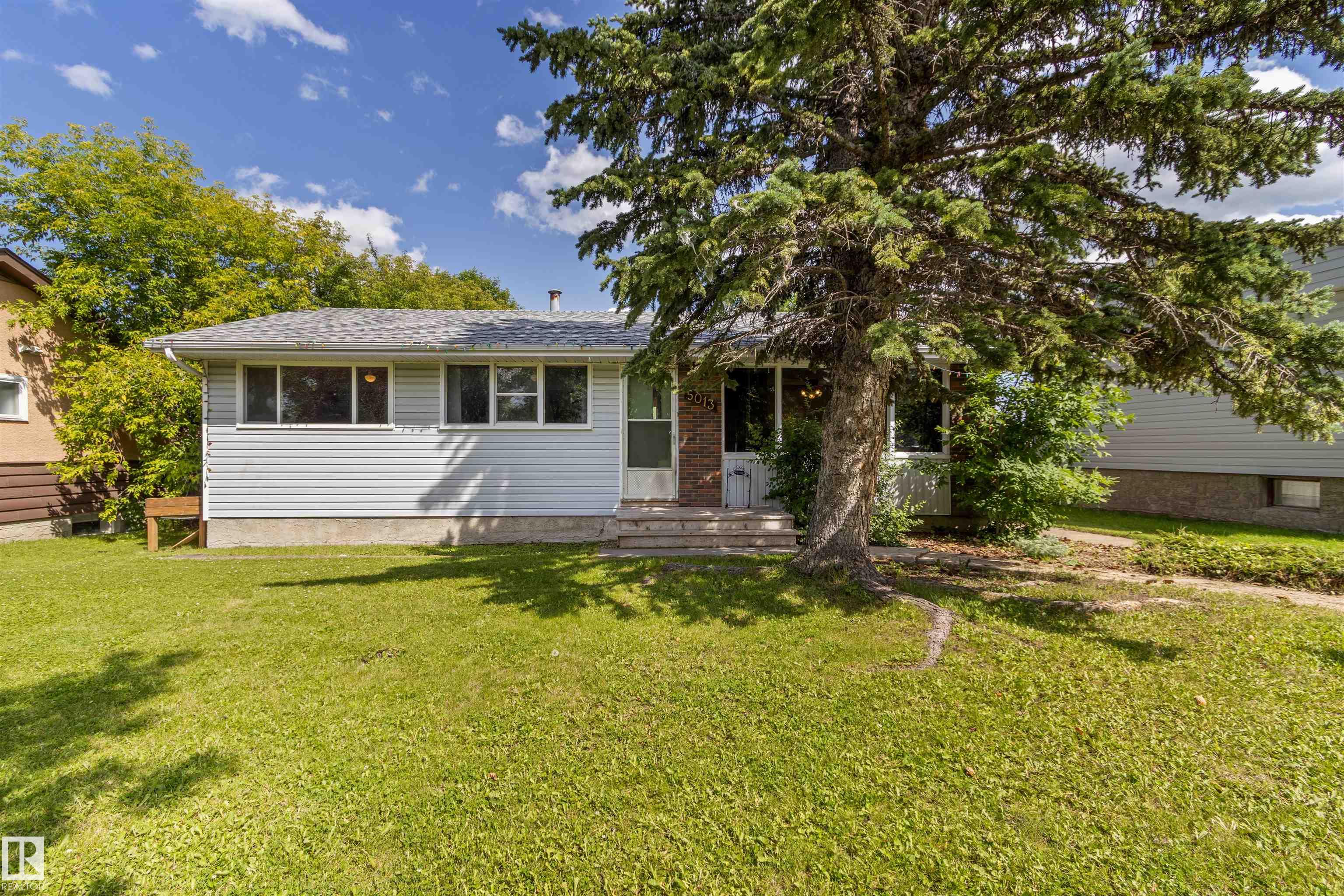 5013 46 ST, E4498866, Alberta,