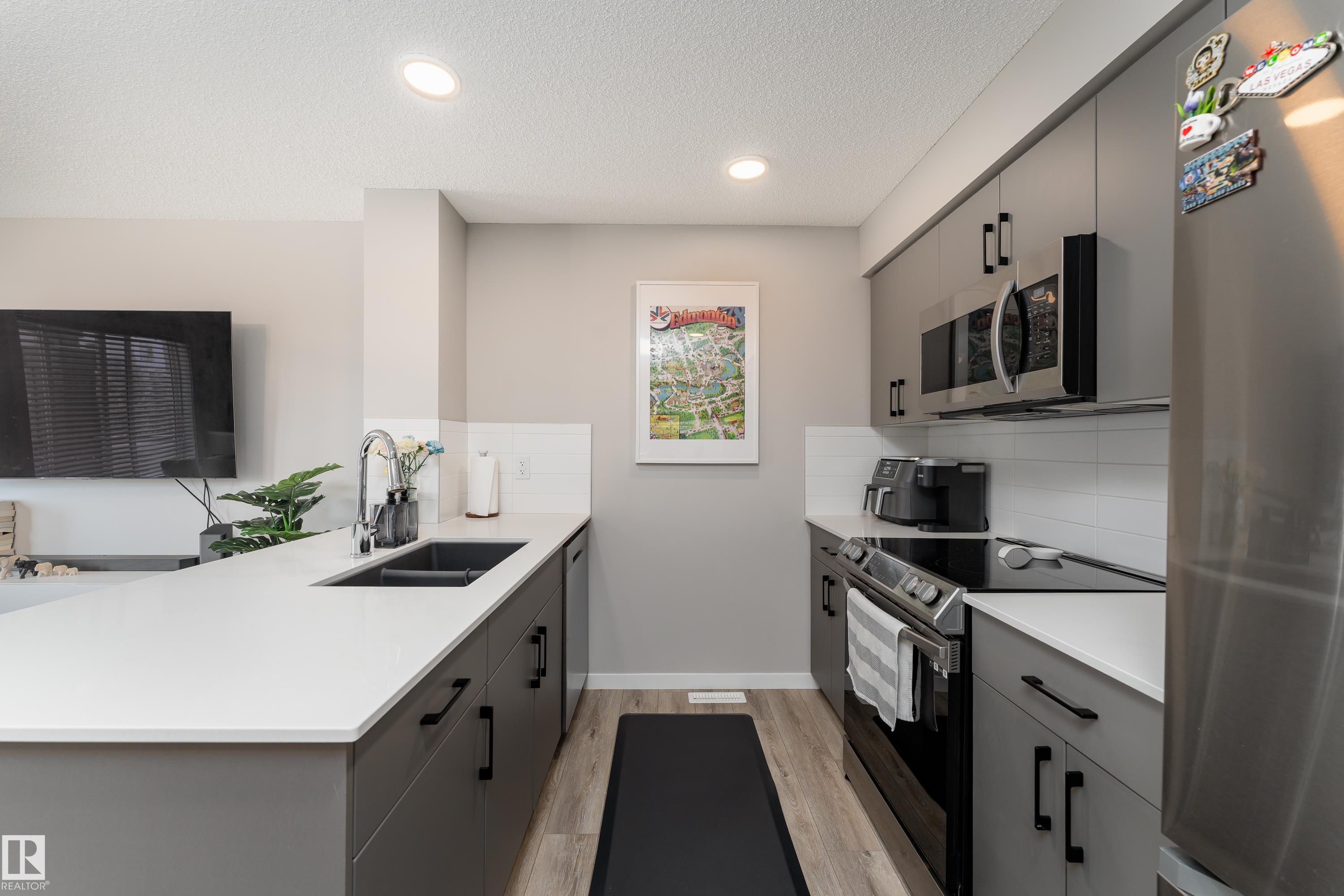 Second View of 61A 1530 TAMARACK Boulevard, Tamarack, Edmonton, Alberta, T6T 2E6