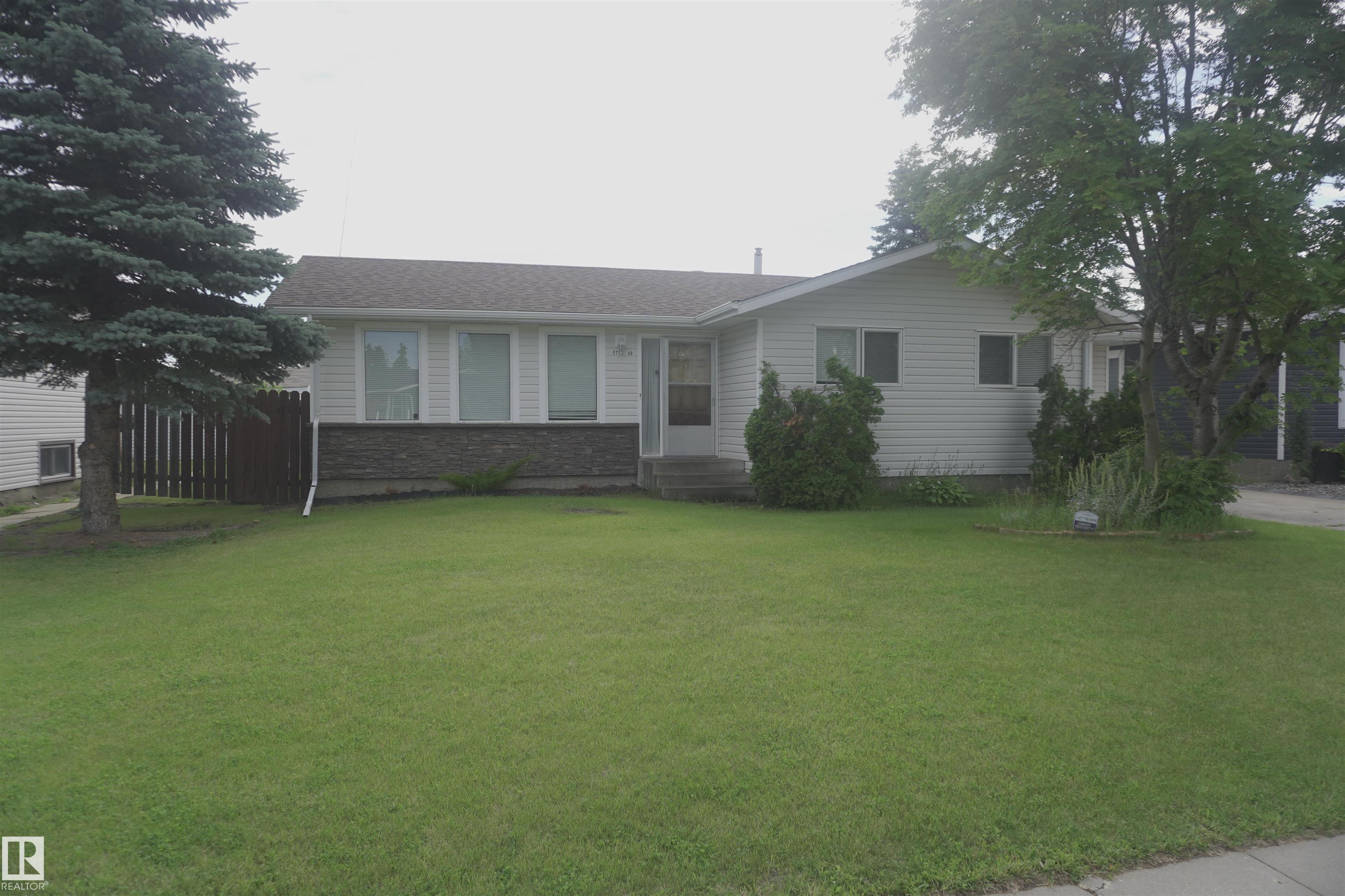 5713 49 Street, E4498902, Alberta,