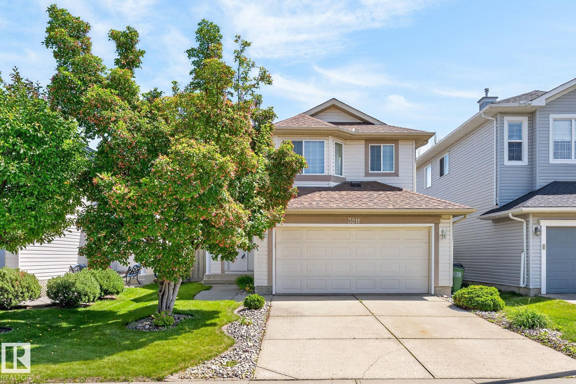 3211 MCPHADDEN Place, E4498919, Alberta,