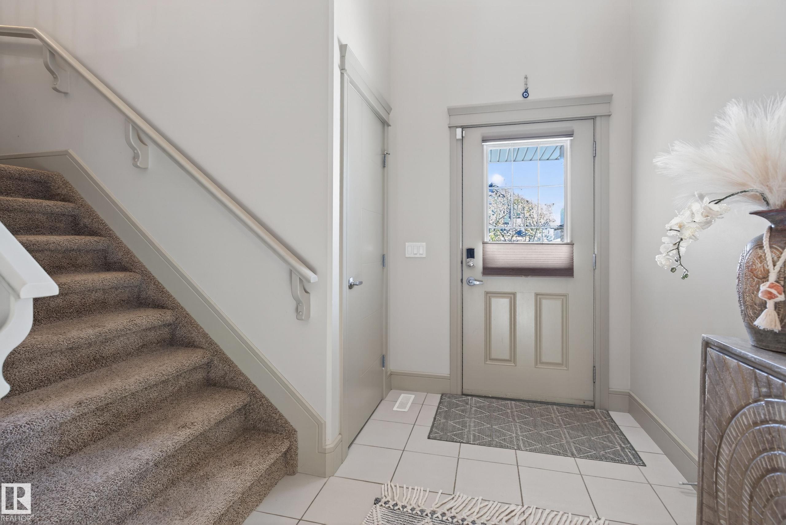 Third View of 3908 AGAR Court, Allard, Edmonton, Alberta, T6W 2G3
