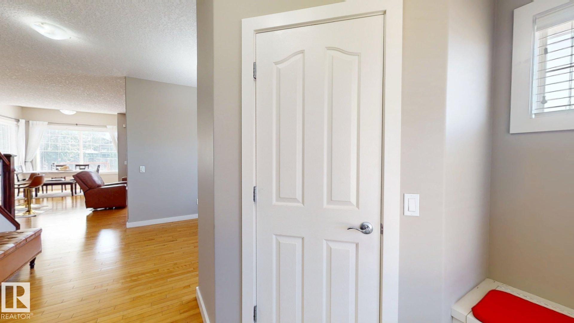 Third View of 335 62 Street, Charlesworth, Edmonton, Alberta, T6X 0E5