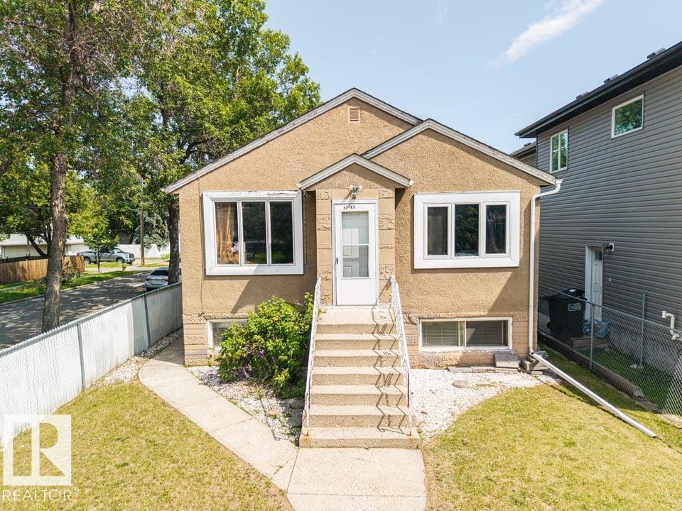 12347 90 Street, E4498987, Alberta,