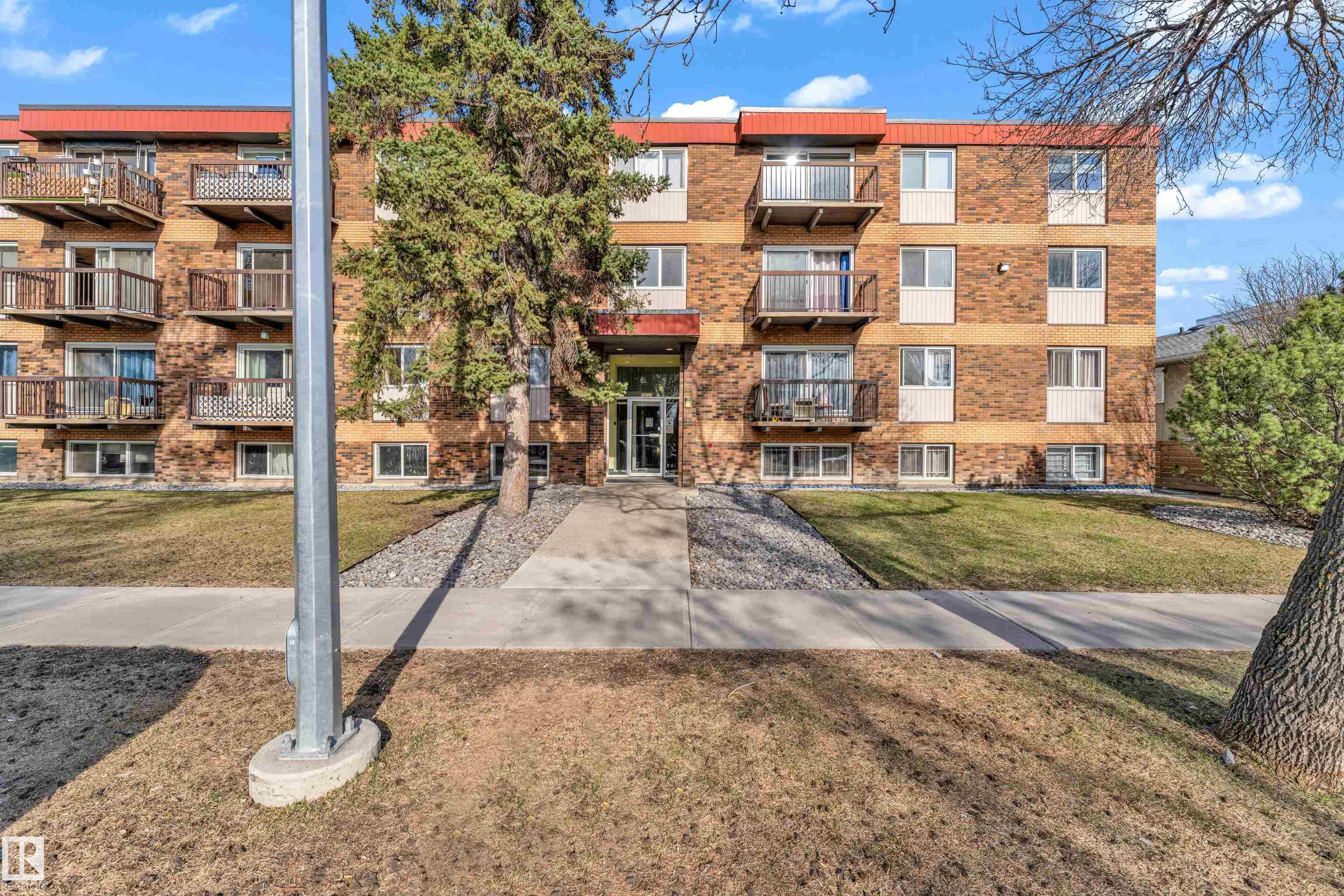 105 10725 111ST, E4499239, Alberta,
