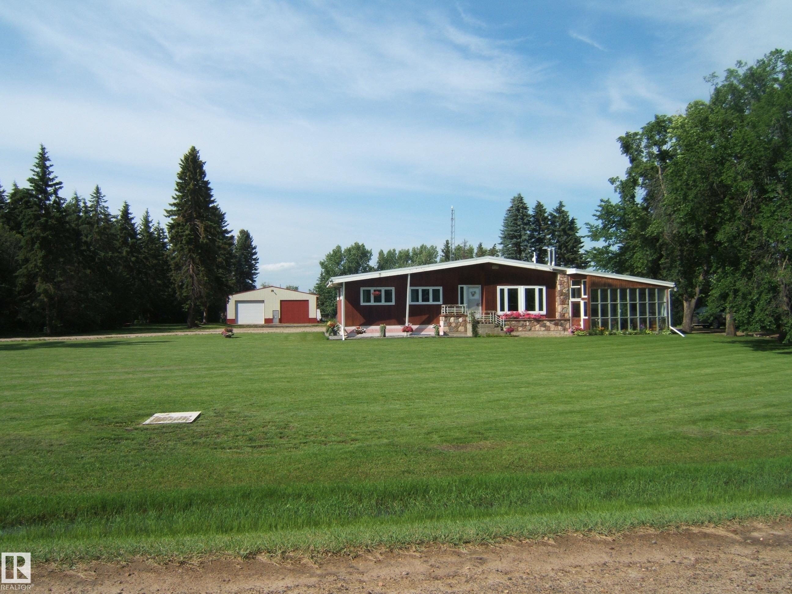151042 TWP 562, E4499392, Alberta,