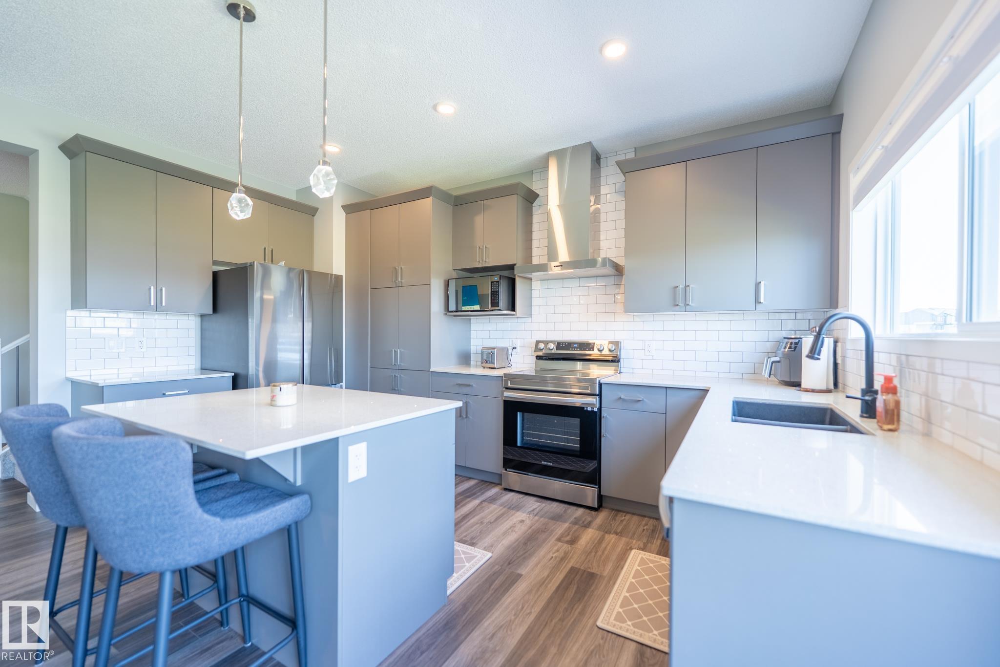 Fifth View of 5403 LARK Landing, Kinglet Gardens, Edmonton, Alberta, T5S 0S3