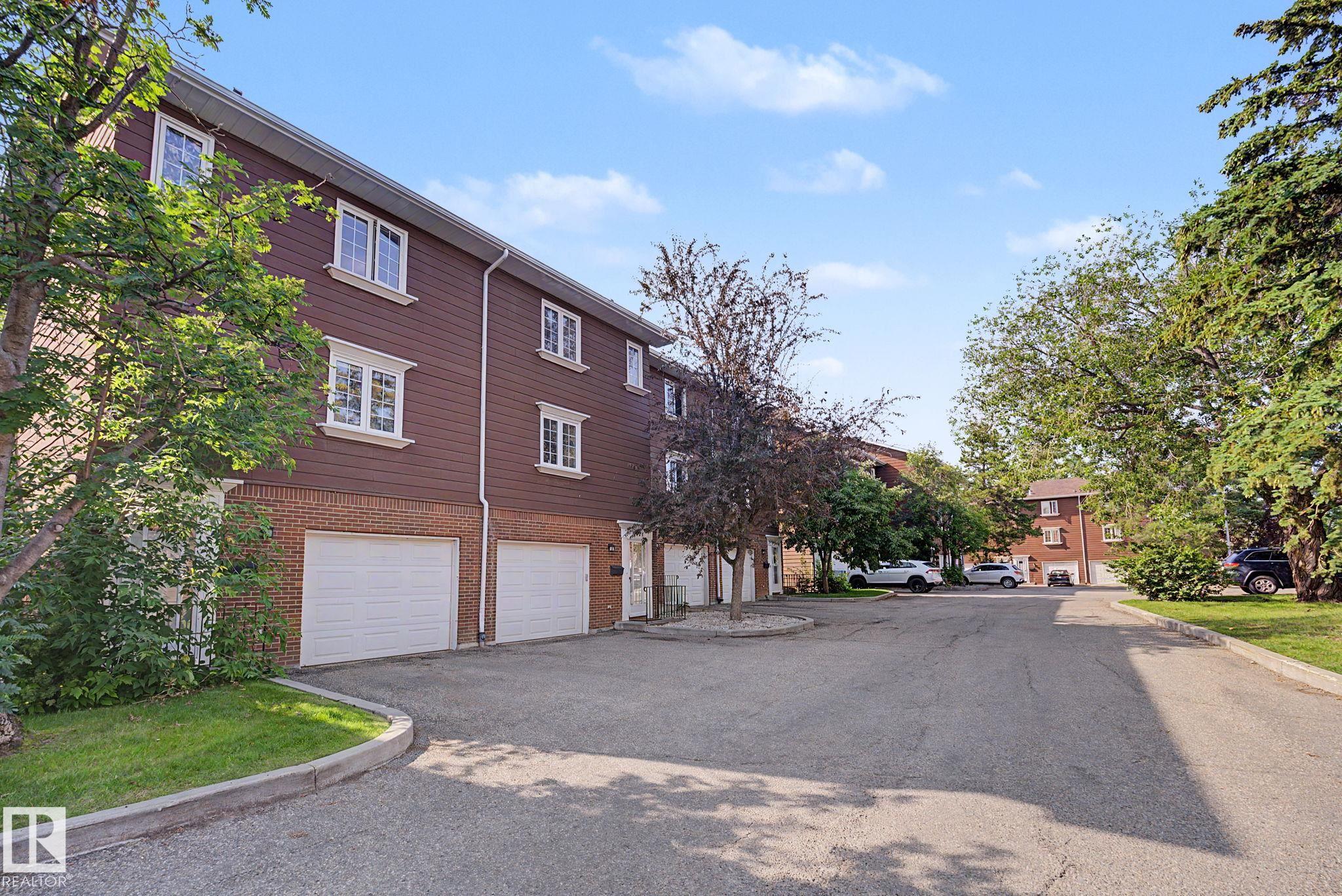 17084 67 Avenue, E4499609, Alberta,