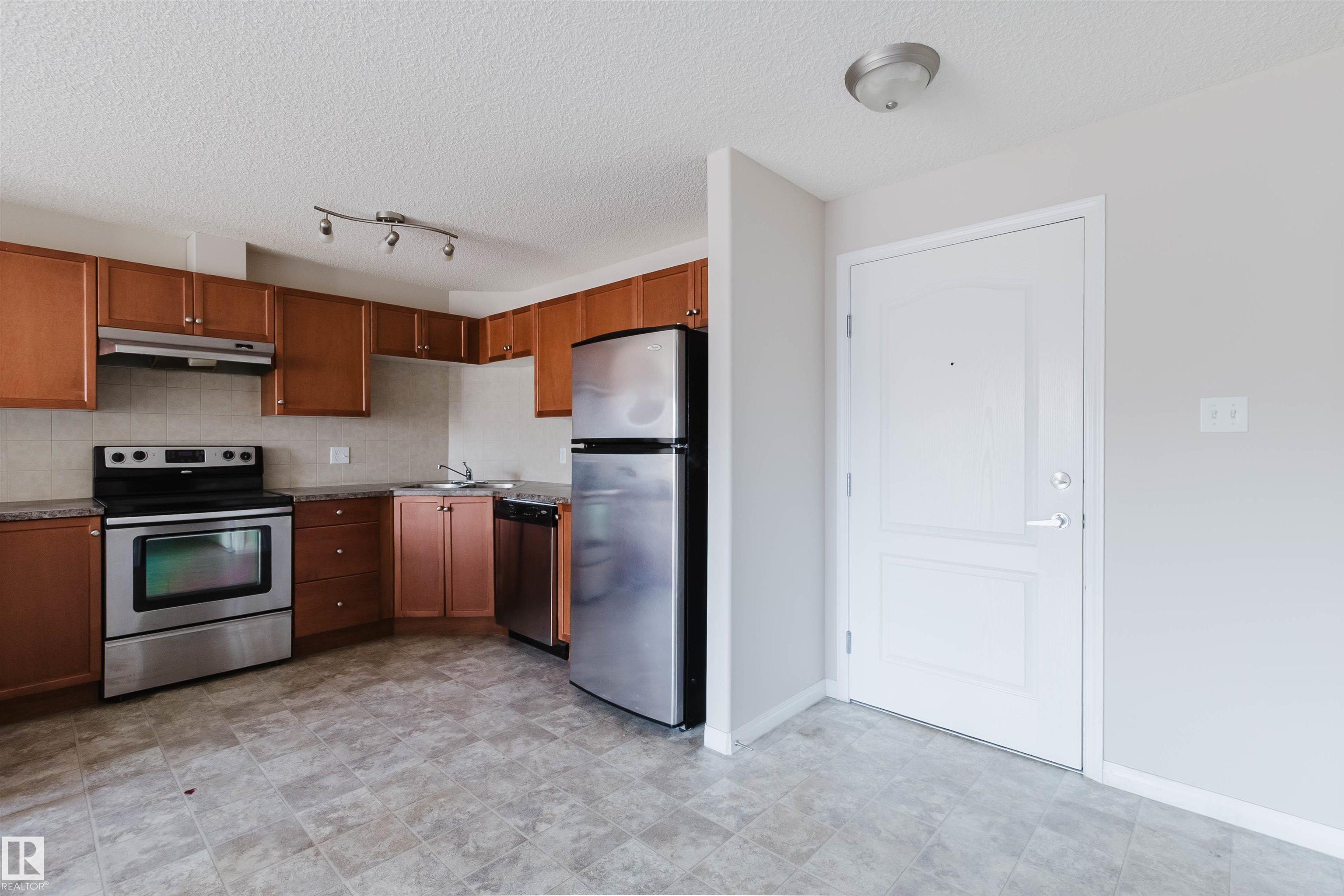 Third View of 7306 7327 SOUTH TERWILLEGAR Drive, South Terwillegar, Edmonton, Alberta, T6R 0L8