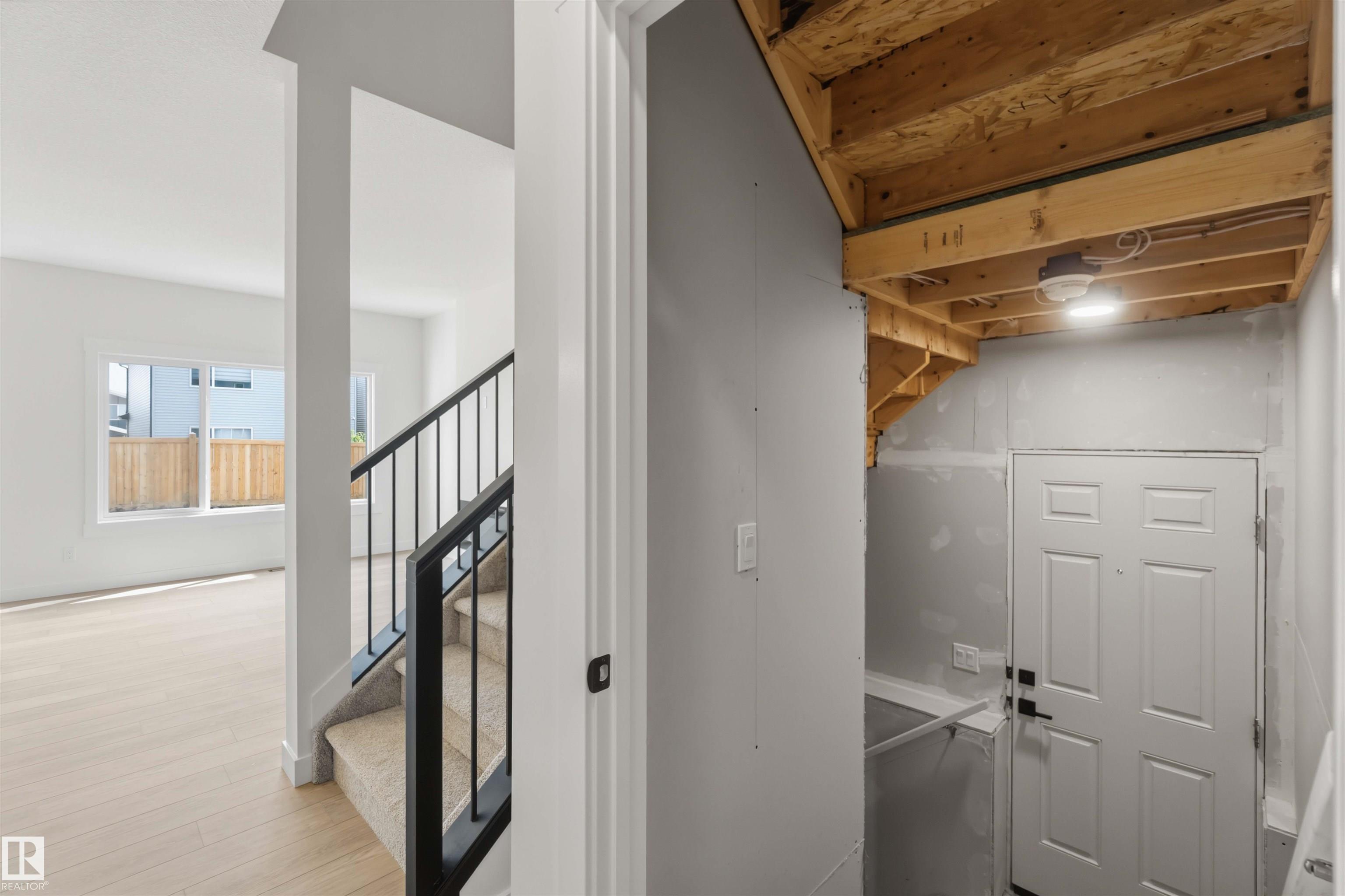 Fourth View of 5872 raven Crescent NW, Kinglet Gardens, Edmonton, Alberta, T5S 0X7