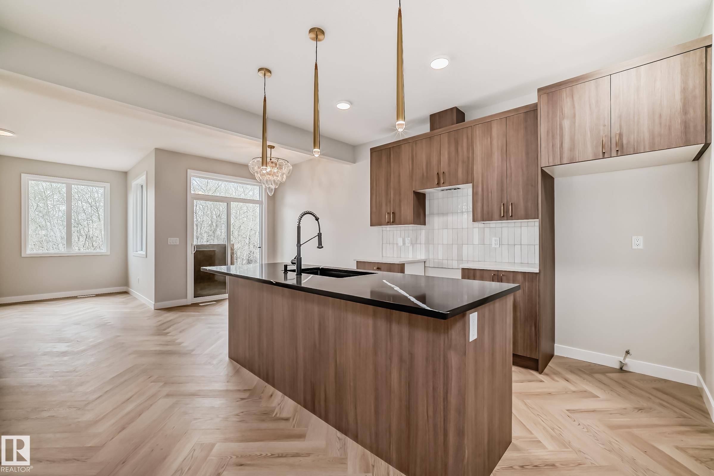 Fifth View of 2623 62 Street, Mattson, Edmonton, Alberta, T6X 3G3