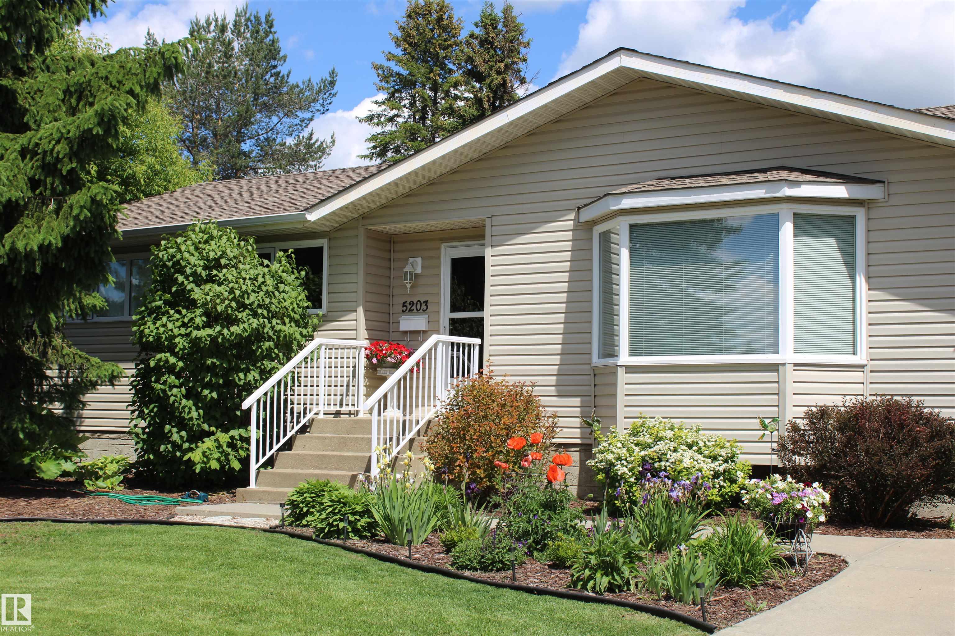 5203 45 Street, E4500303, Alberta,