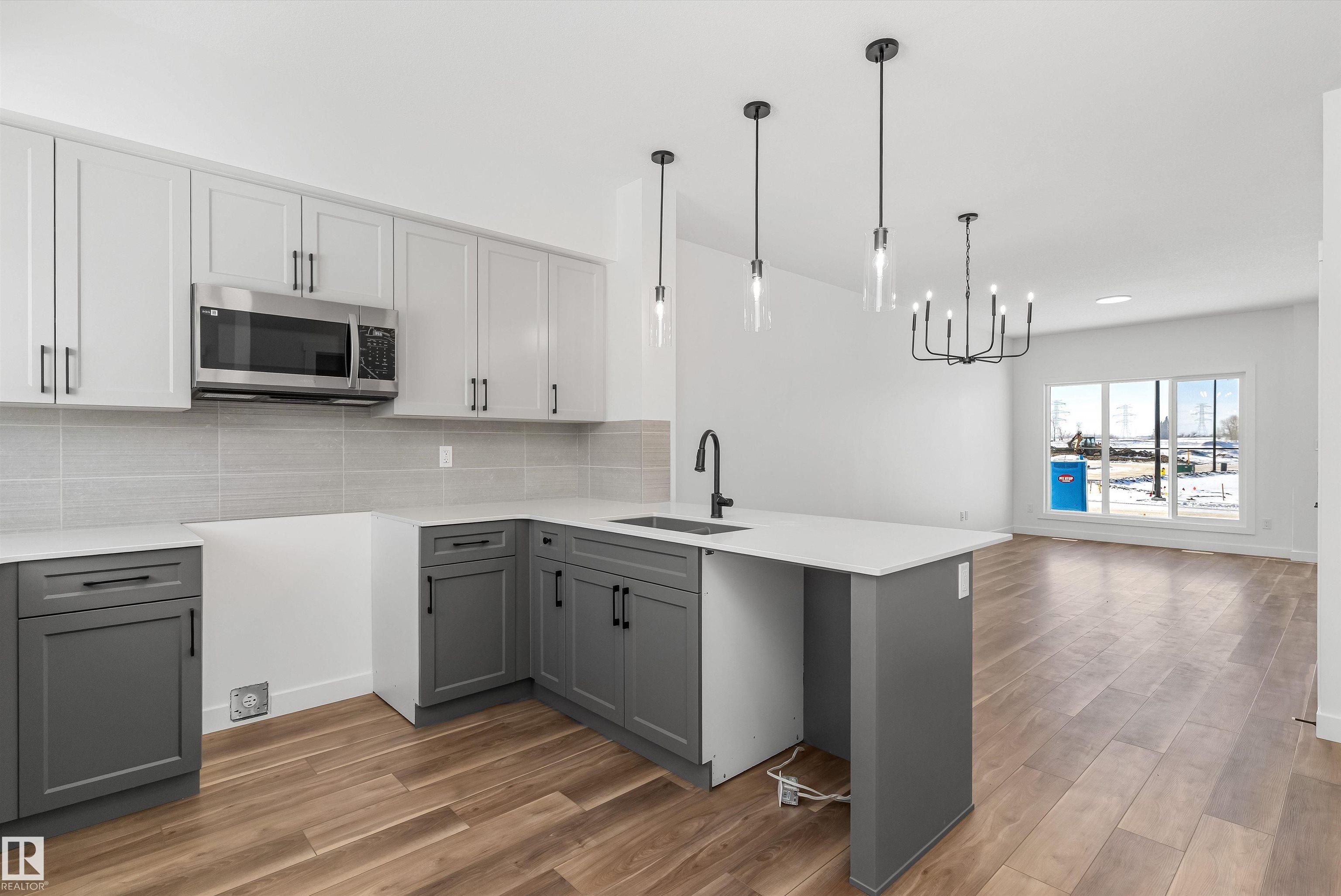 Fourth View of 4552 WARBLER Loop, Kinglet Gardens, Edmonton, Alberta, T5S 0W8
