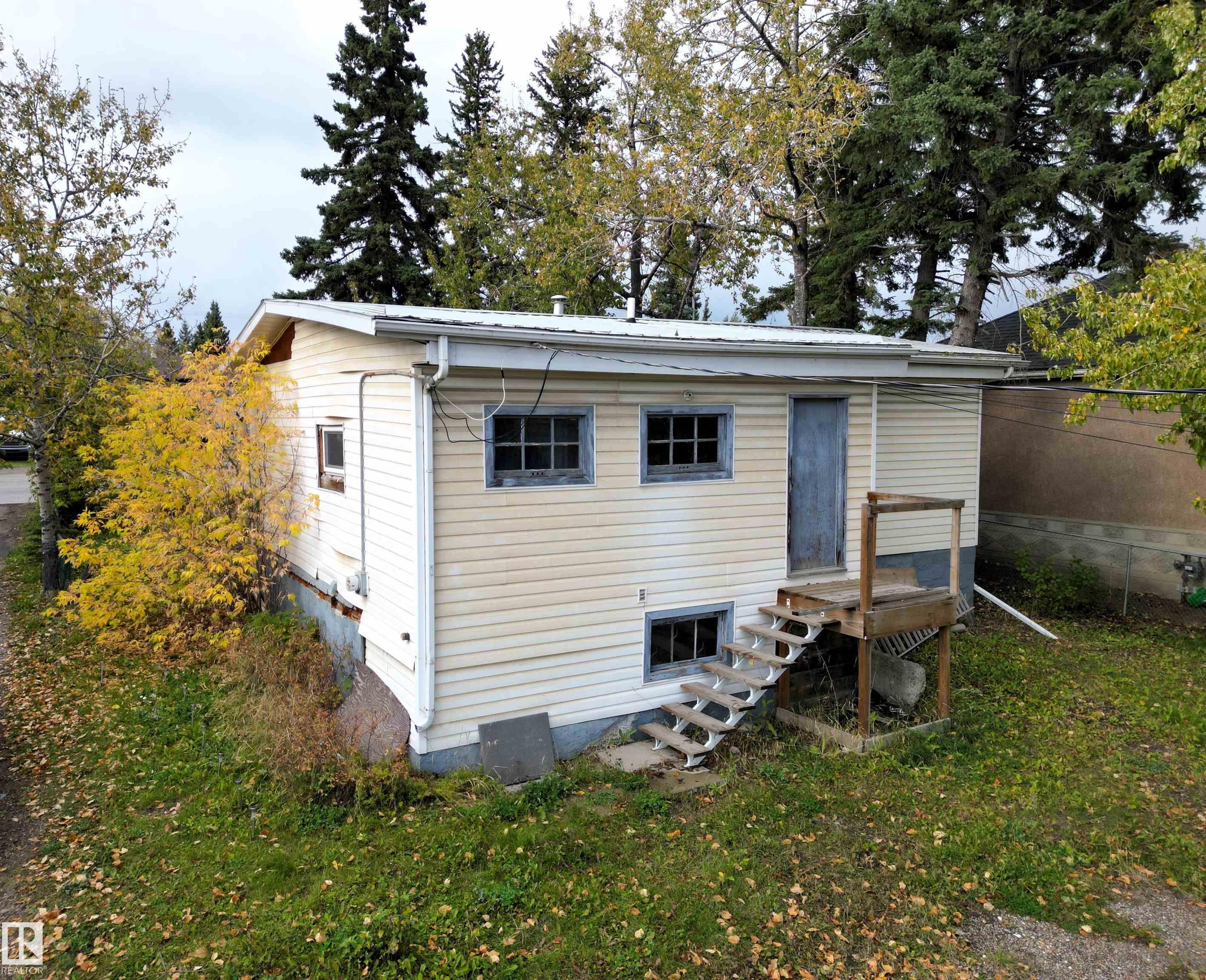 4615 4 Avenue, E4500446, Alberta,