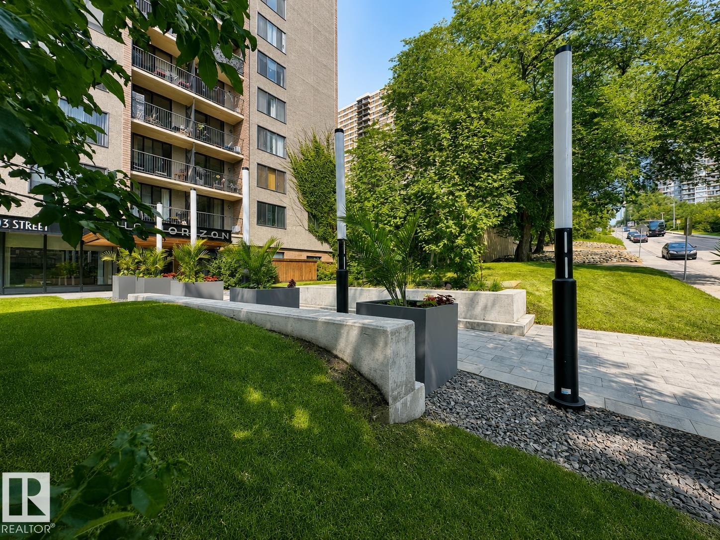 Second View of 301 9808 103 Street, Downtown (Edmonton), Edmonton, Alberta, T5K 2G4