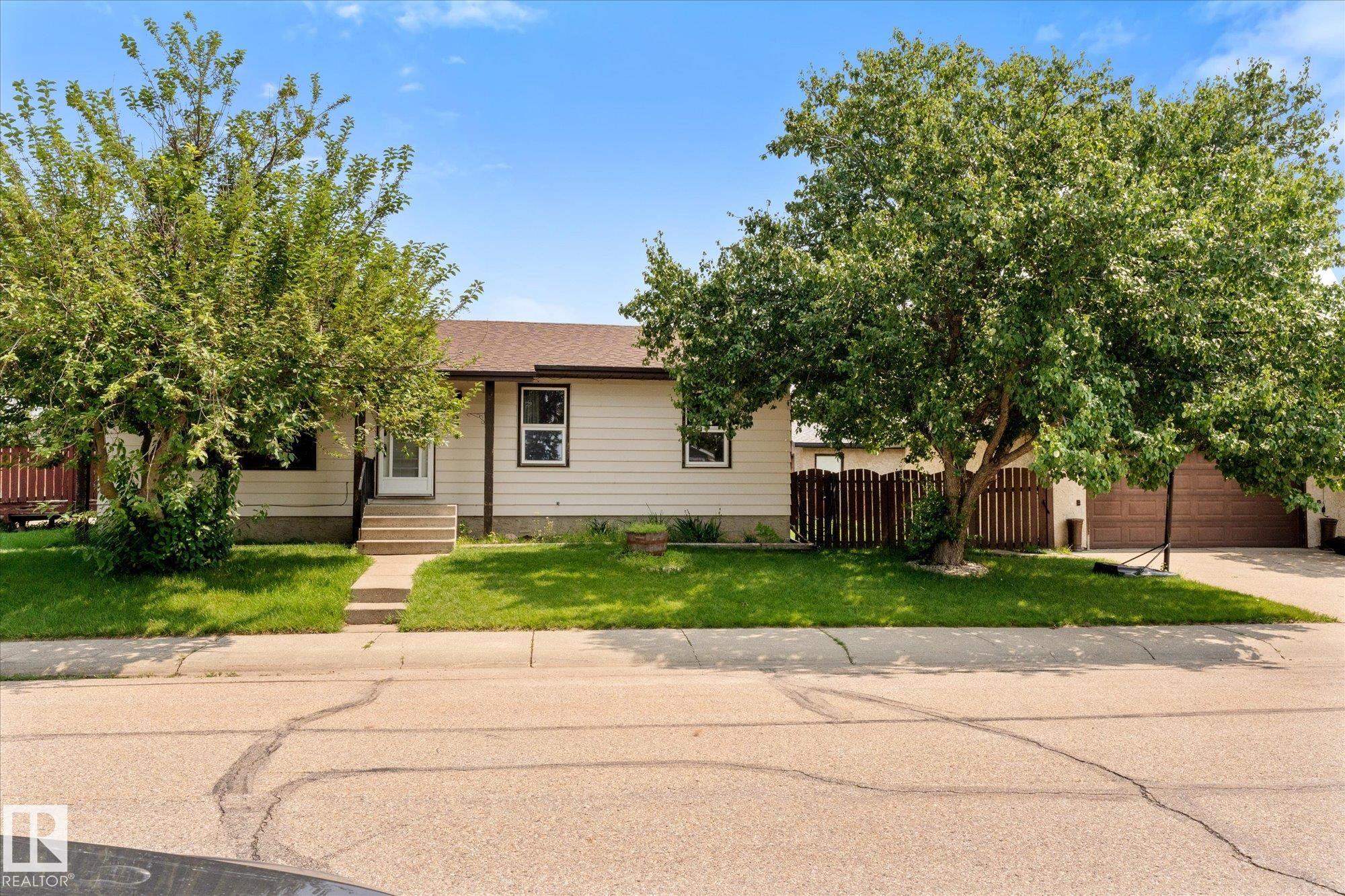 42 MCNABB Crescent, E4500536, Alberta,