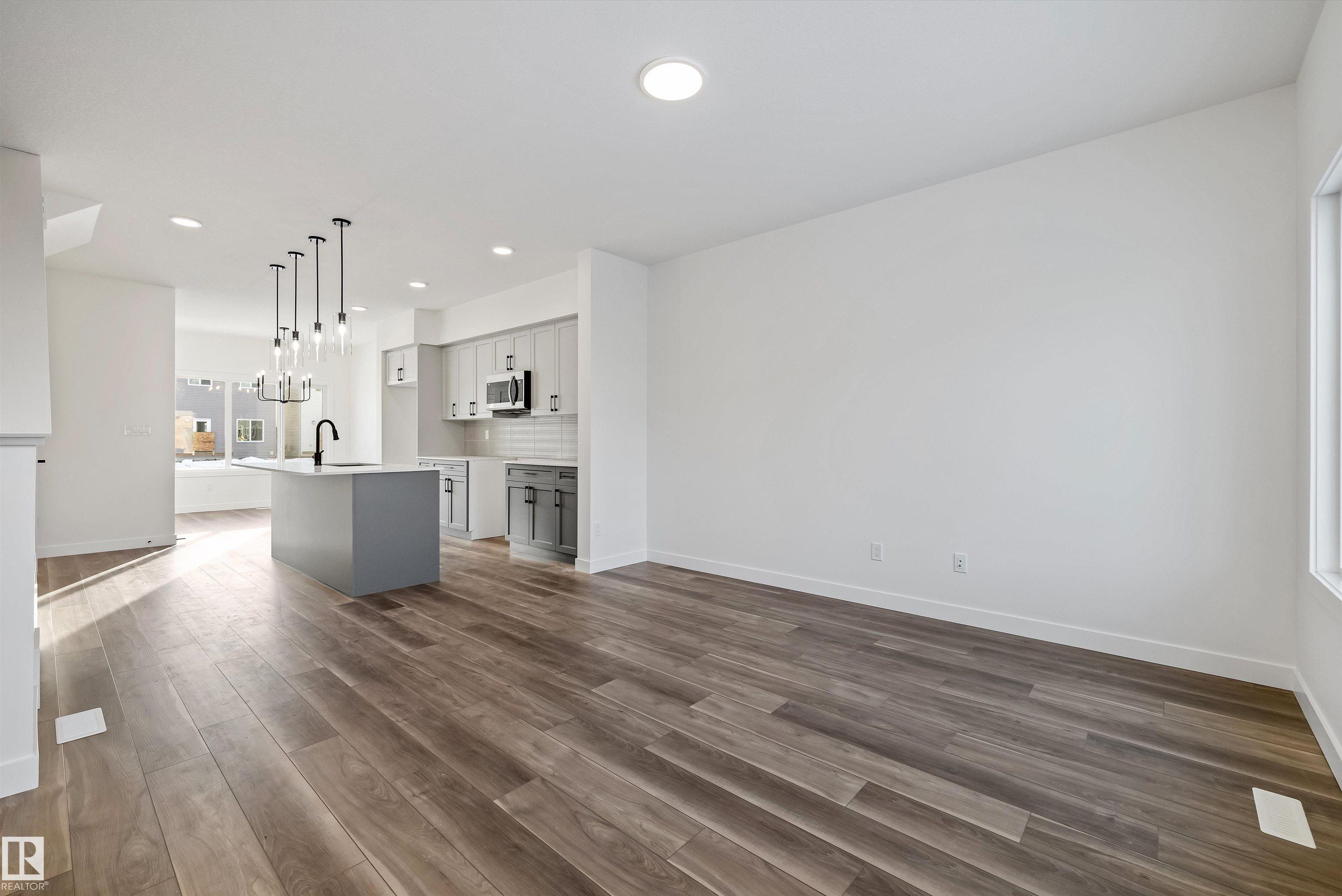 Third View of 18847 29 Avenue, The Uplands, Edmonton, Alberta, T6M 3C5