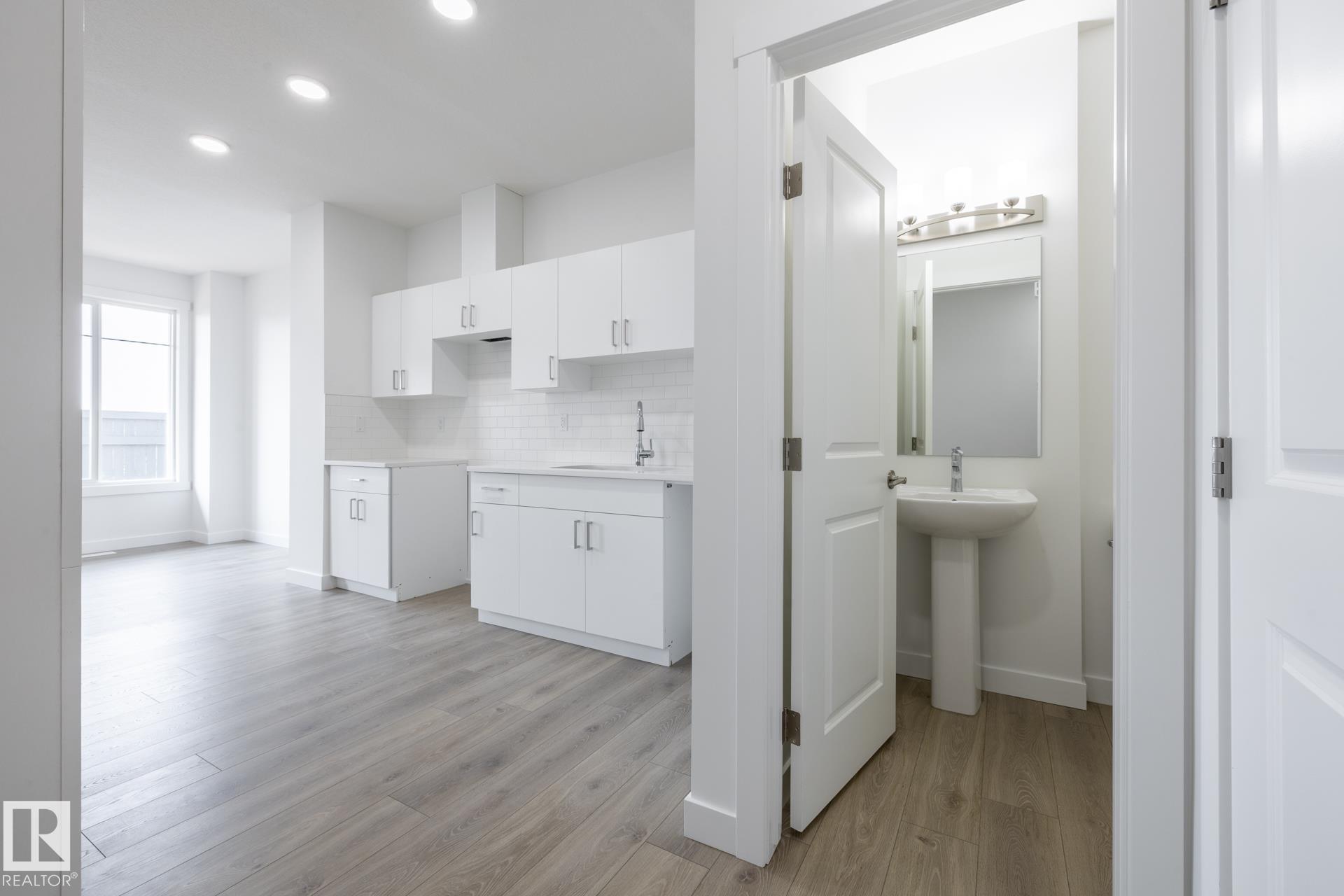 Second View of 21 7020 KESWICK Common, Keswick, Edmonton, Alberta, T6W 5P8