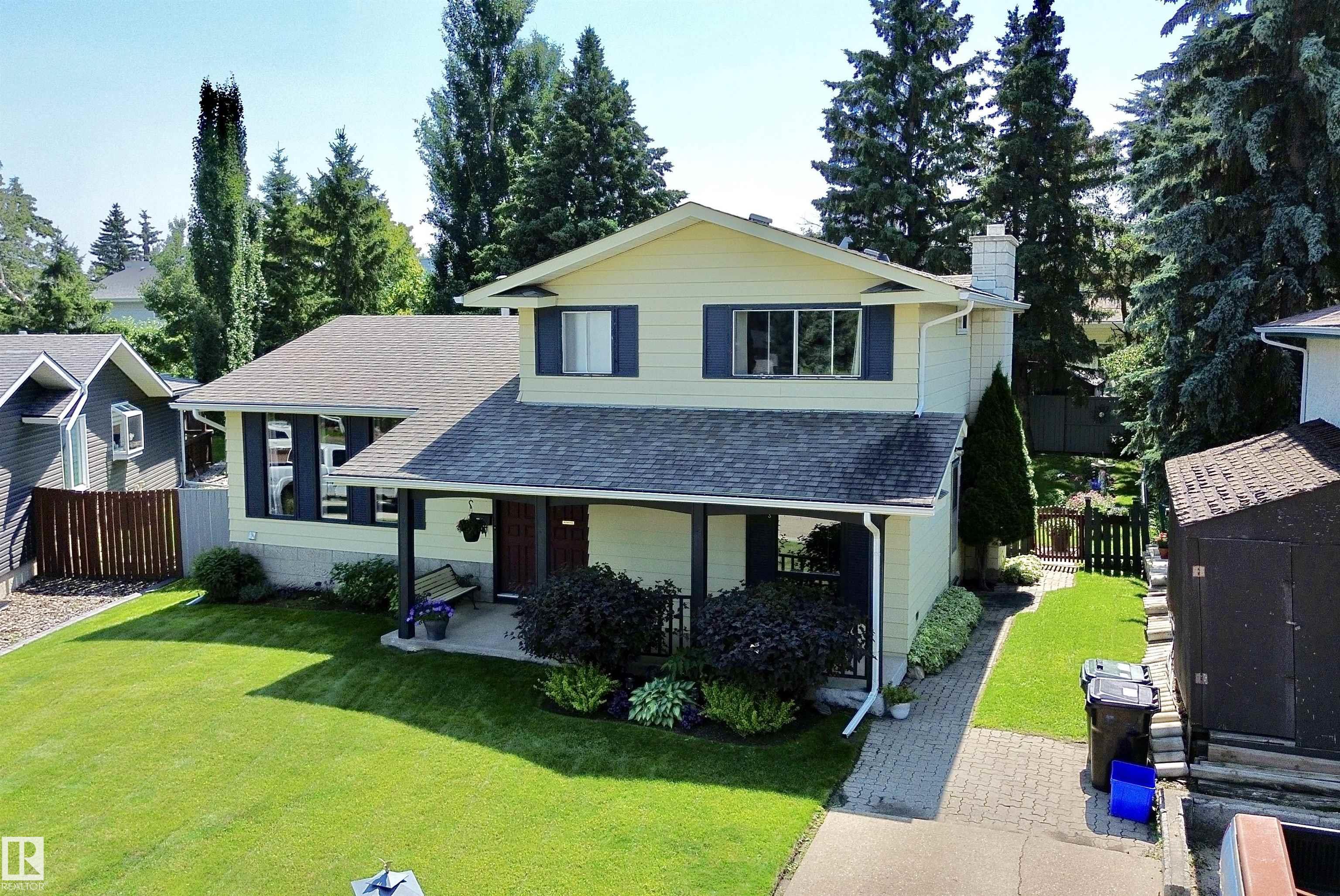 83 GARLAND Crescent, E4501800, Alberta,
