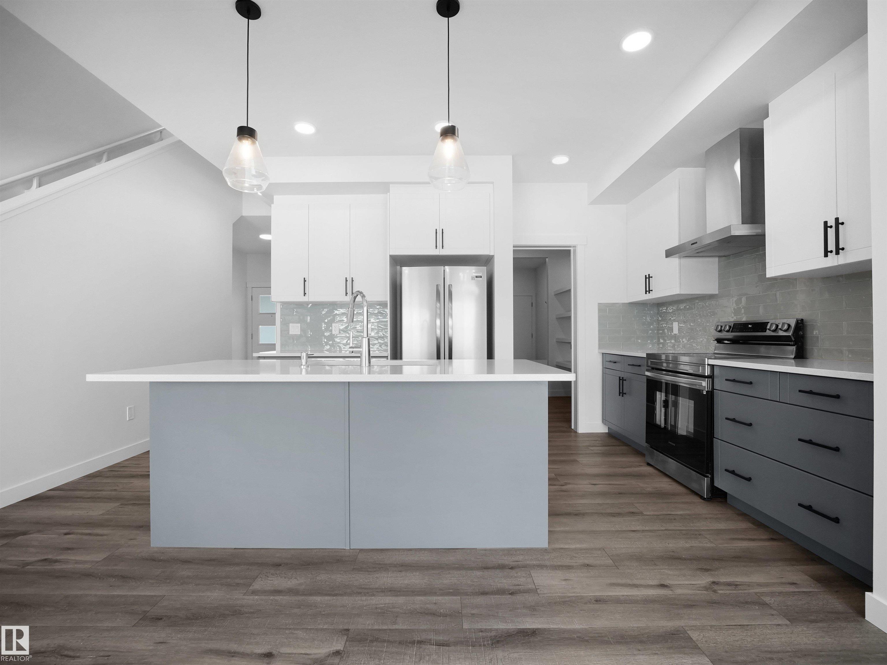 Second View of 19066 20A Avenue, River's Edge, Edmonton, Alberta, T6M 3A8