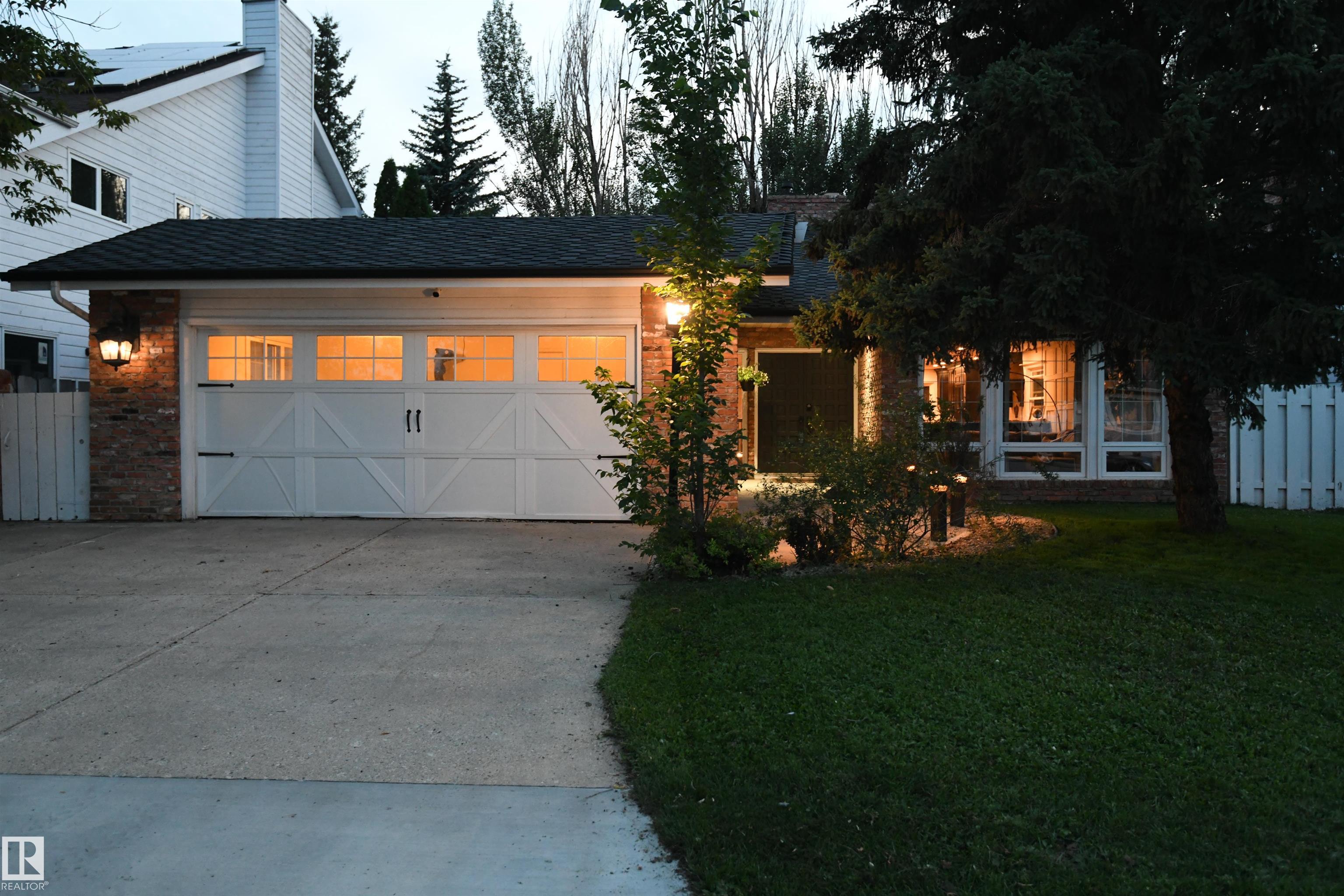 572 LESSARD Drive, E4502244, Alberta,