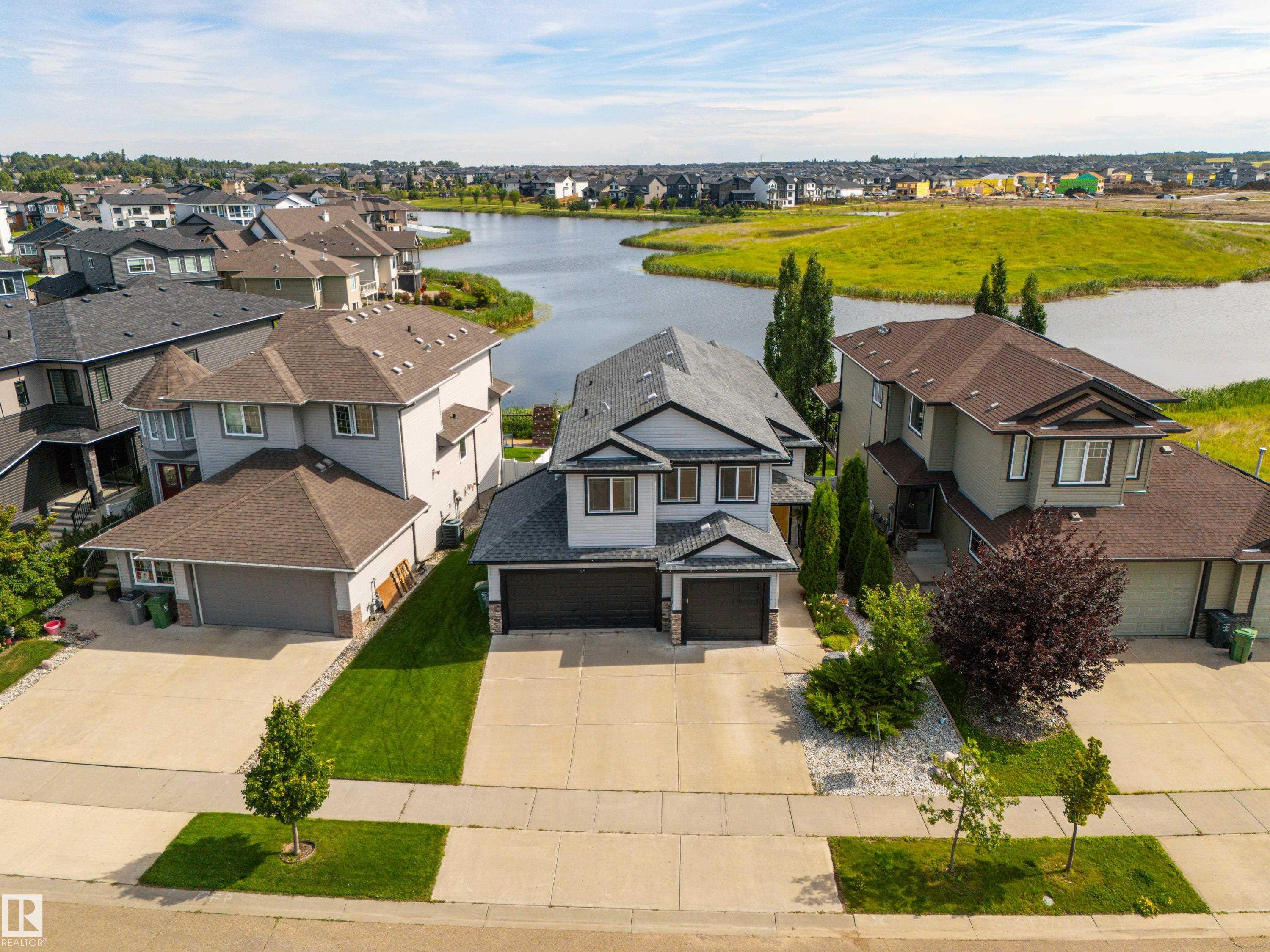 65 Lakewood Boulevard, E4502319, Alberta,