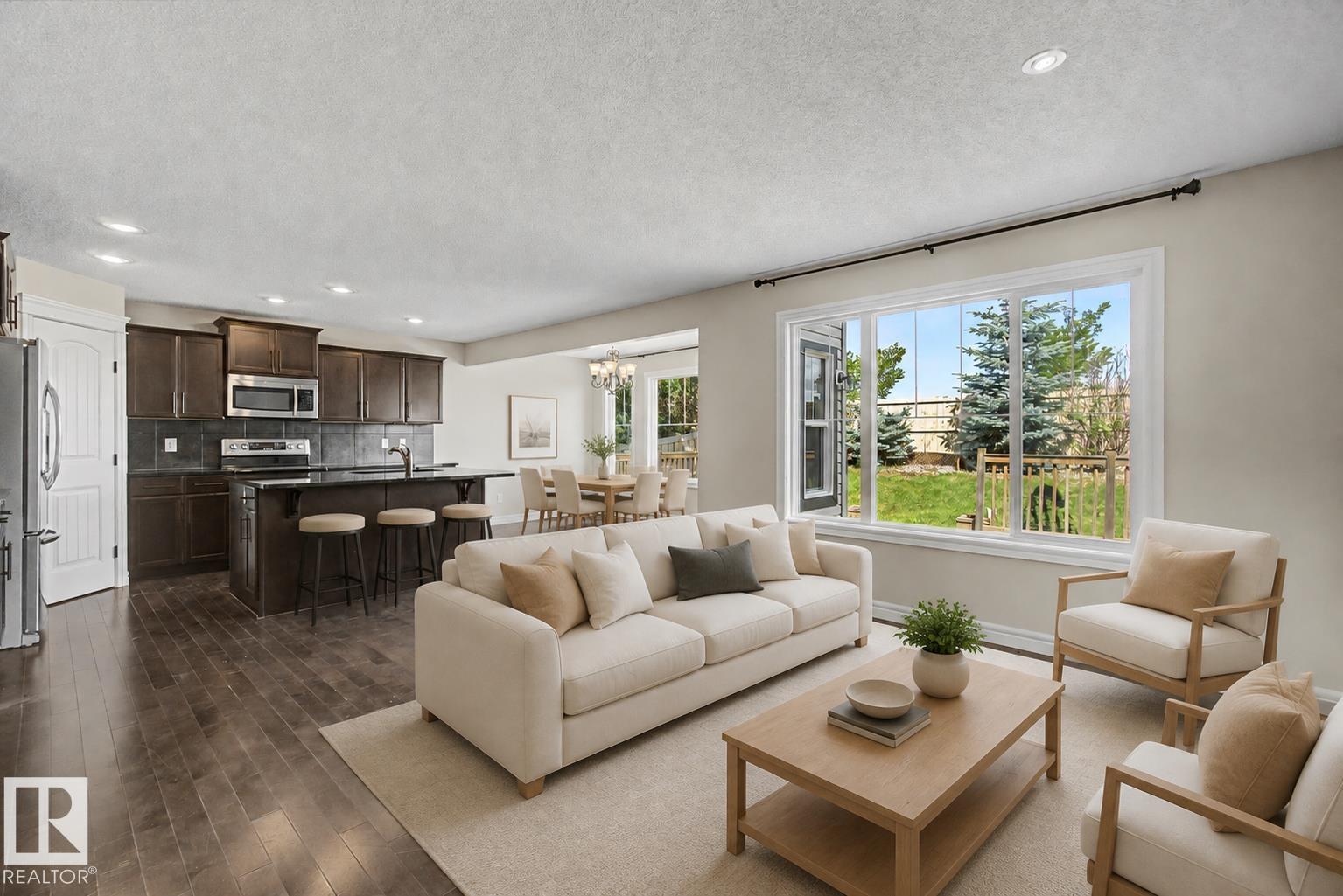 15868 10 Avenue, E4502348, Alberta,