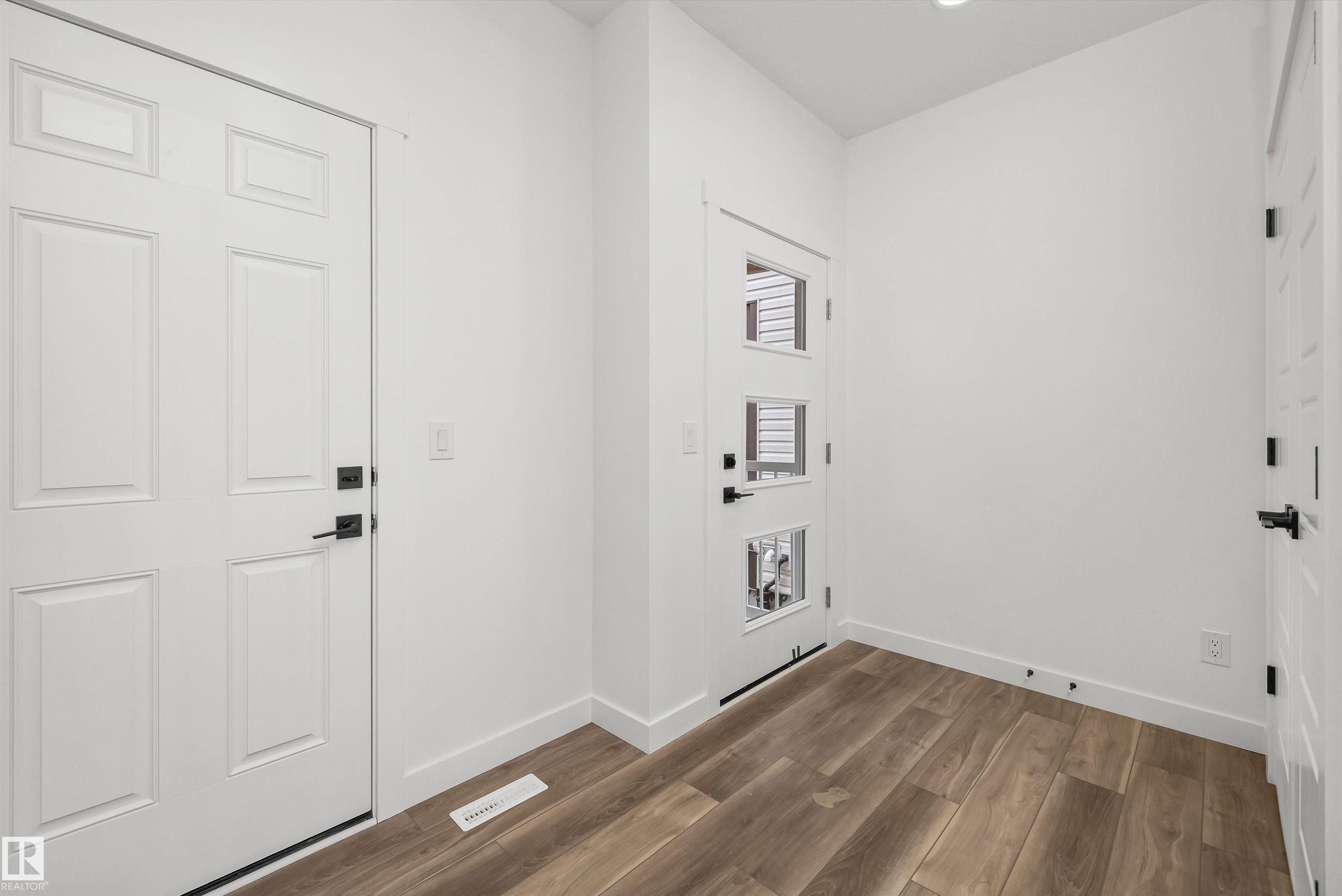 Second View of 17623 7 Street, Marquis, Edmonton, Alberta, T5Y 4K3