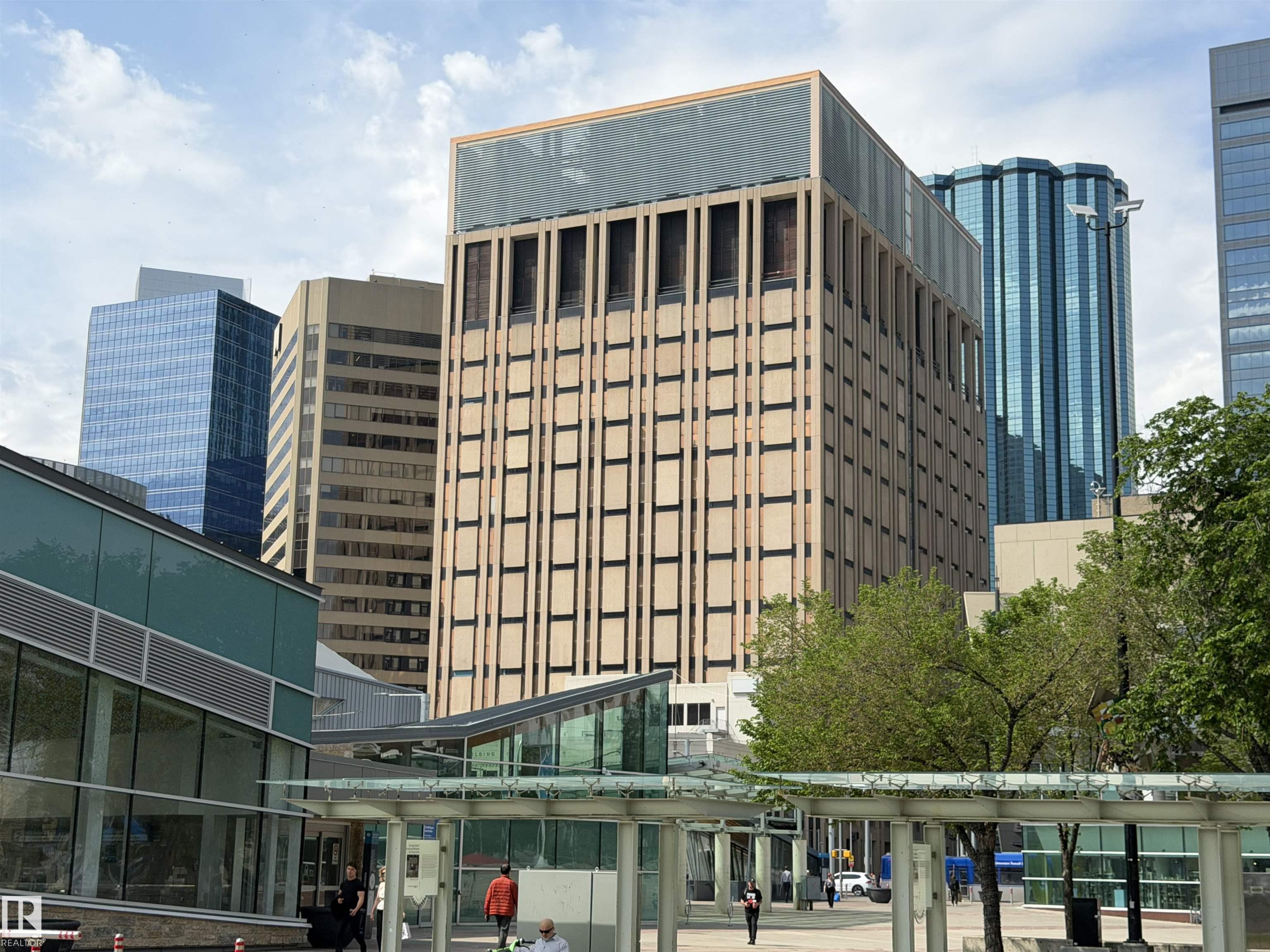 Second View of 401 10009 102 Avenue, Downtown (Edmonton), Edmonton, Alberta, T5J 5B6