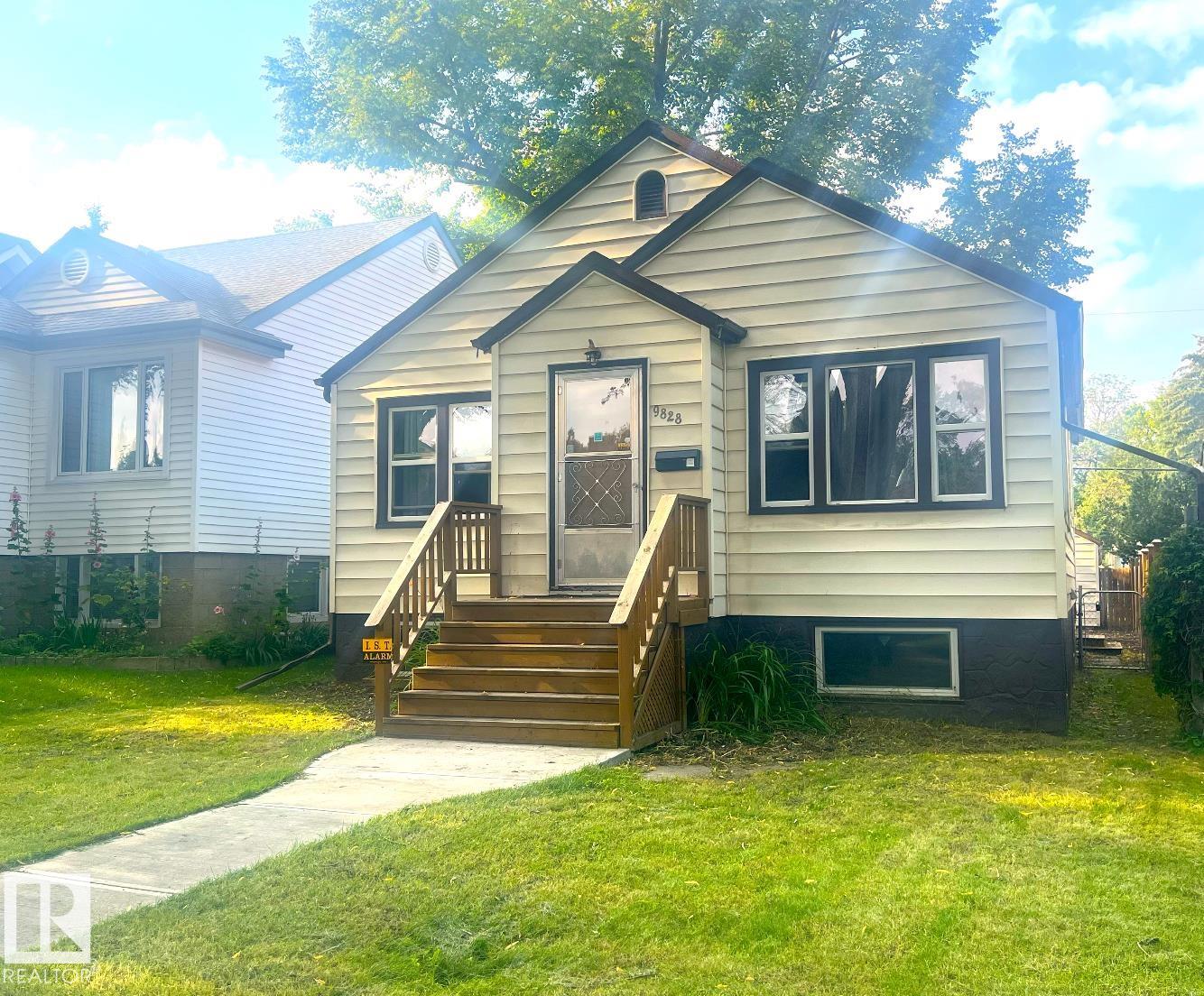 9828 84 Avenue, E4502715, Alberta,