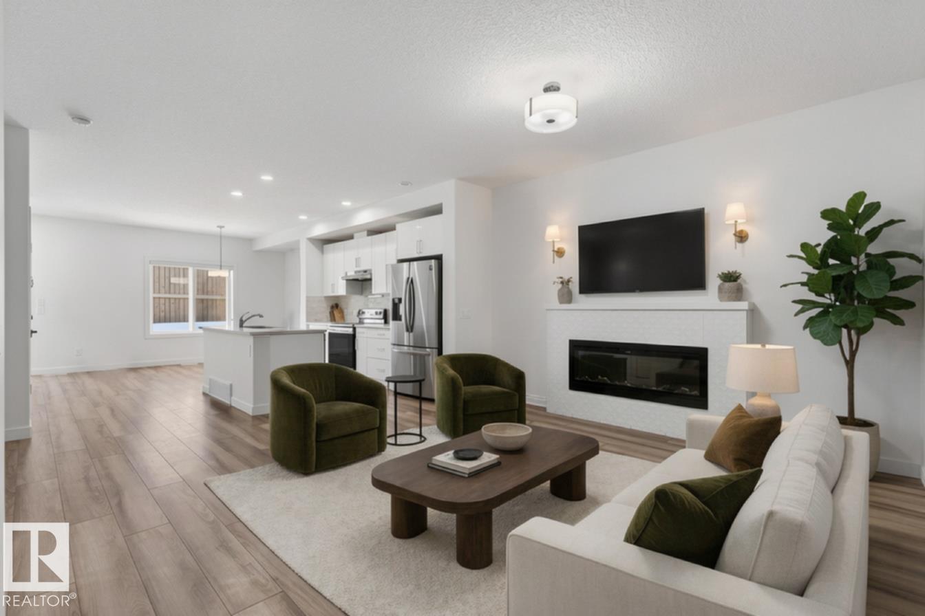 4853 ALWOOD Point(e), E4502736, Alberta,