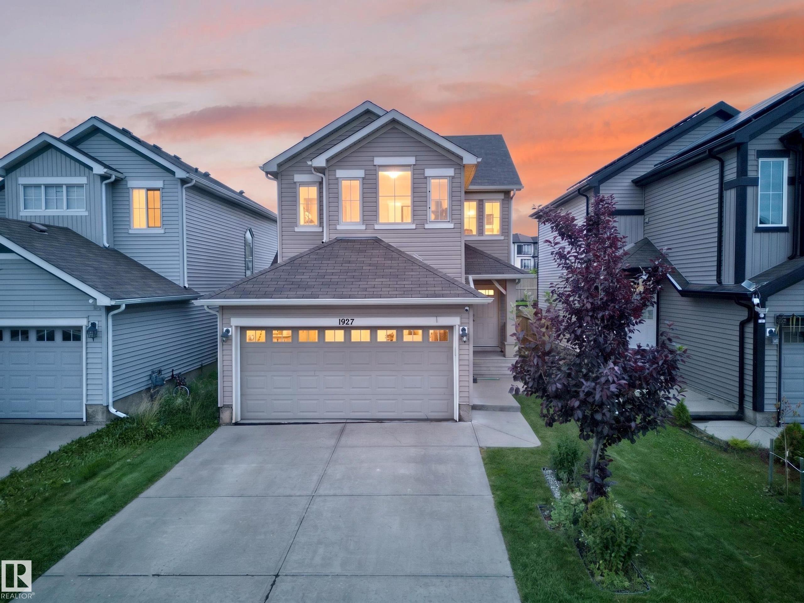 1927 51 Street, E4502925, Alberta,