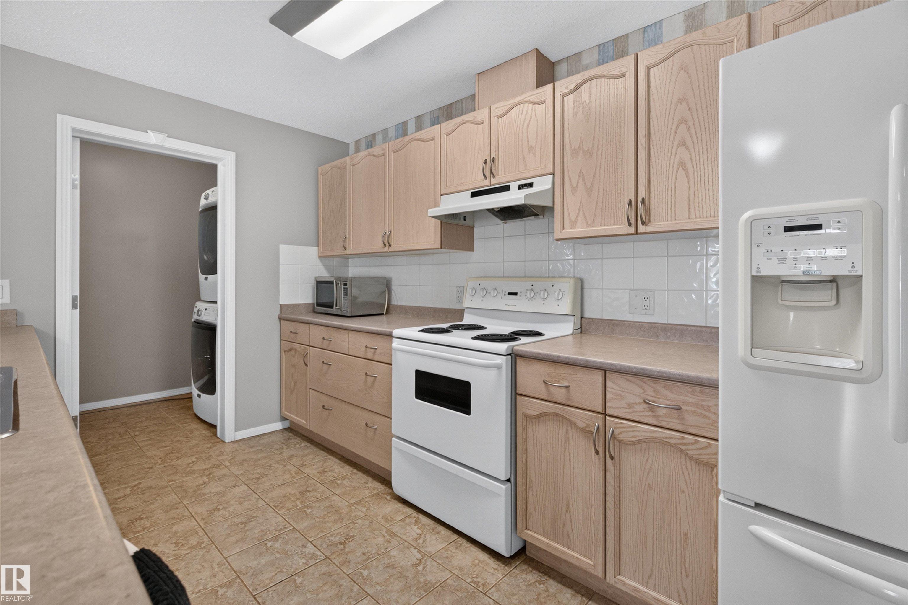 236 592 HOOKE Road, E4503088, Alberta,