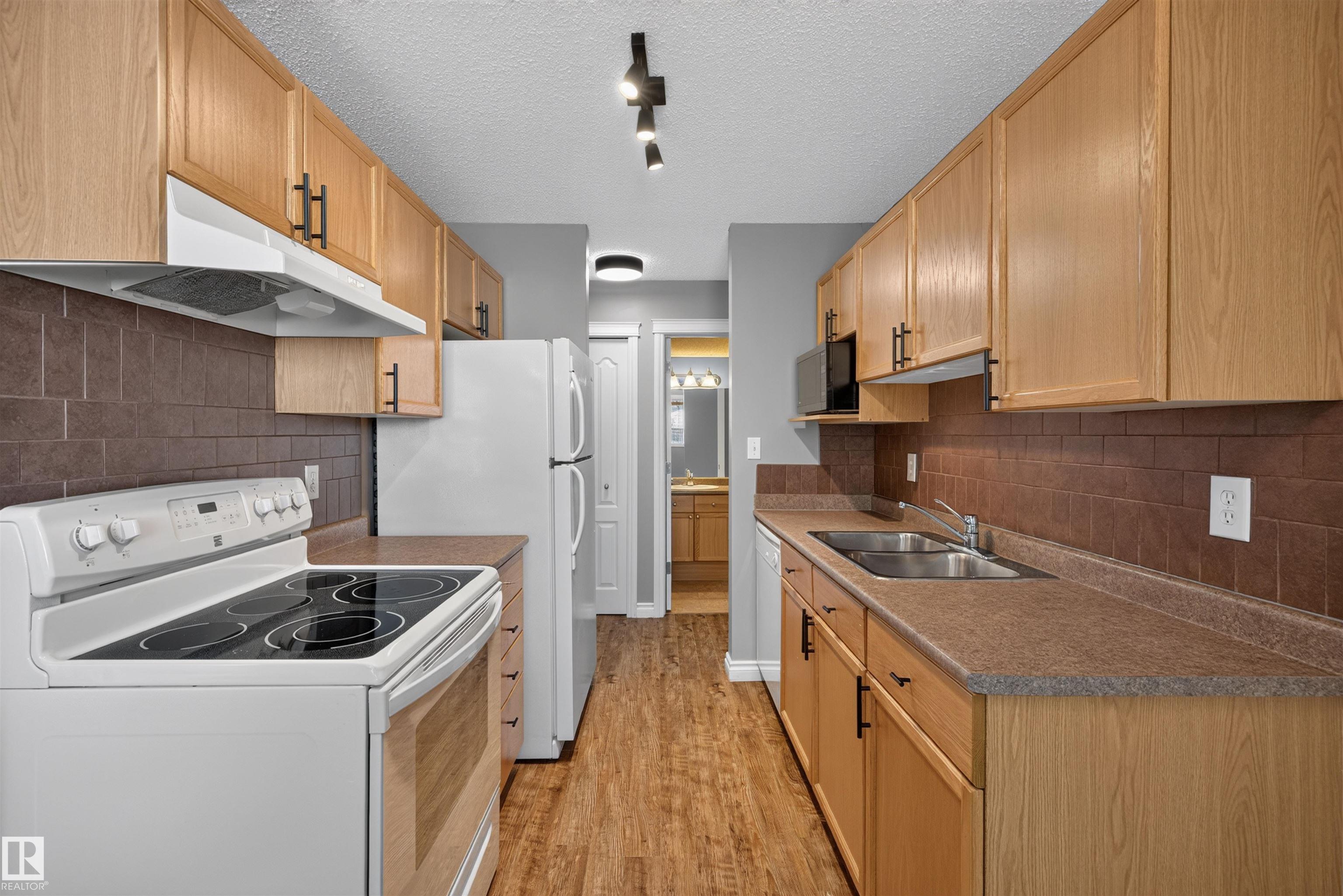 4 4616 47 Street, E4503184, Alberta,