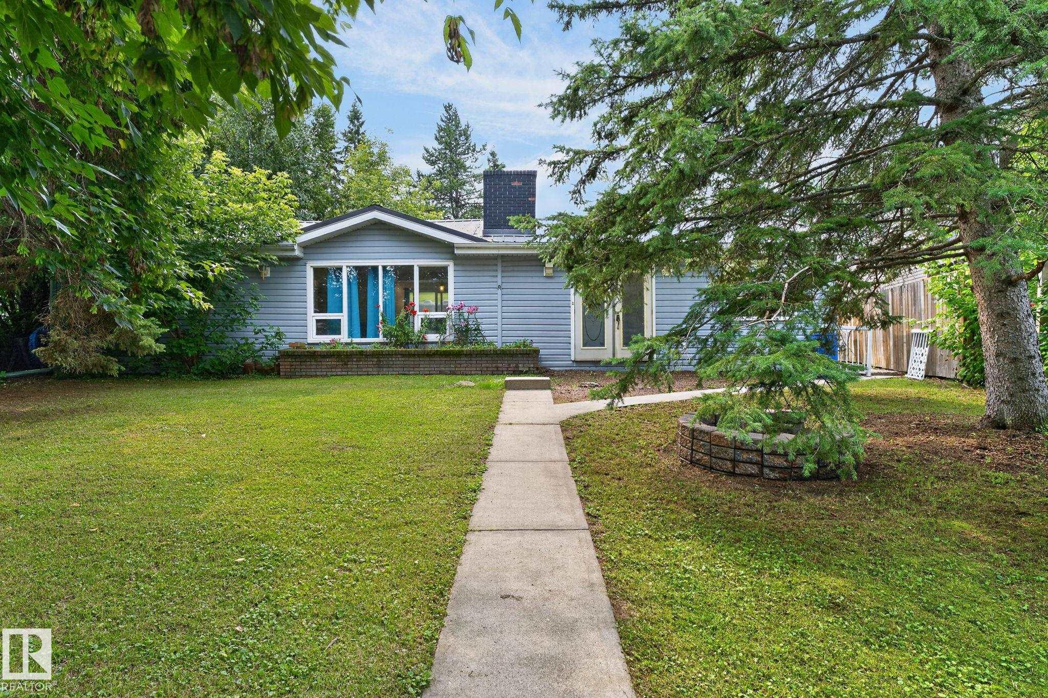 351 Smith Crescent, E4503305, Alberta,