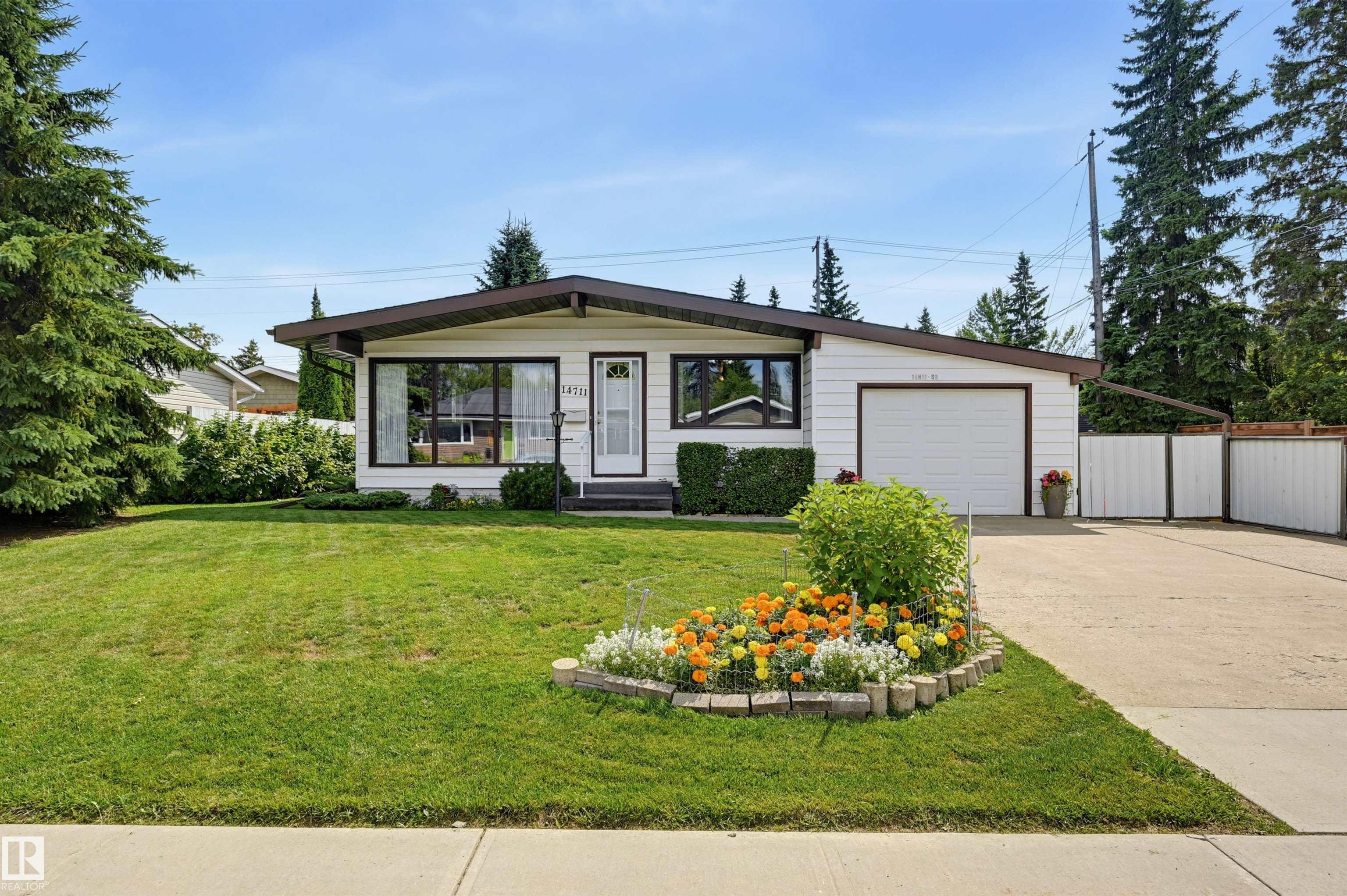 Second View of 14711 82 Avenue, Laurier Heights, Edmonton, Alberta, T5R 3R7