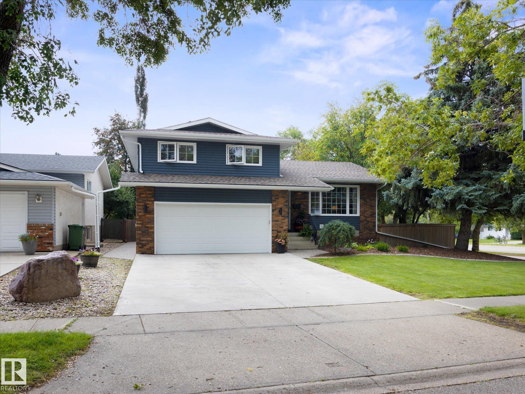 Second View of 1 GILCHRIST Place, Grandin, St. Albert, Alberta, T8N 2M3