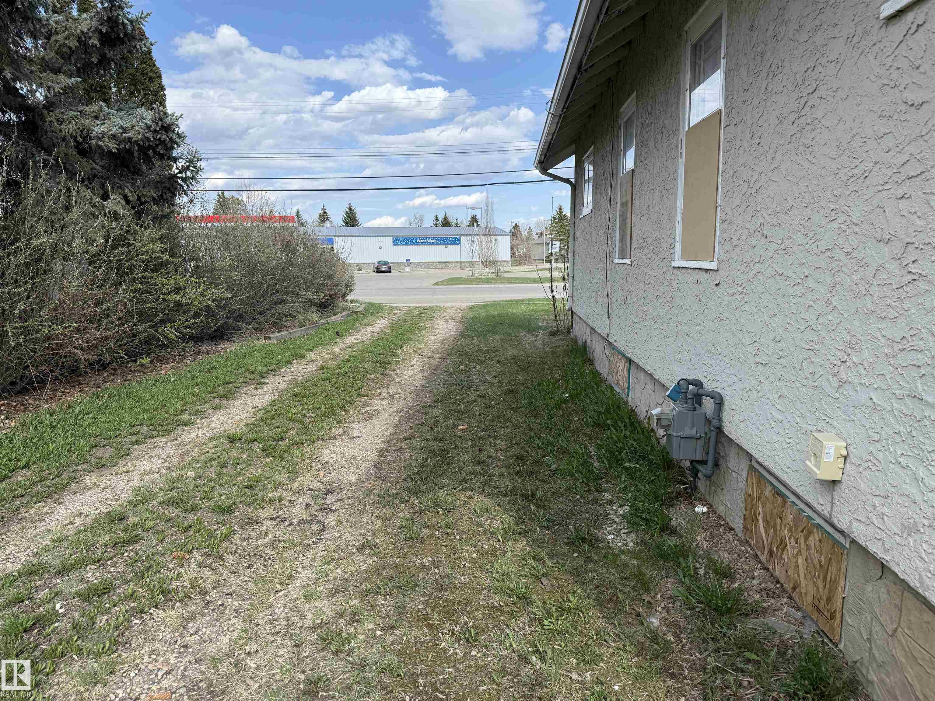 Fourth View of Thorsby, Thorsby, Alberta, T0C 2P0