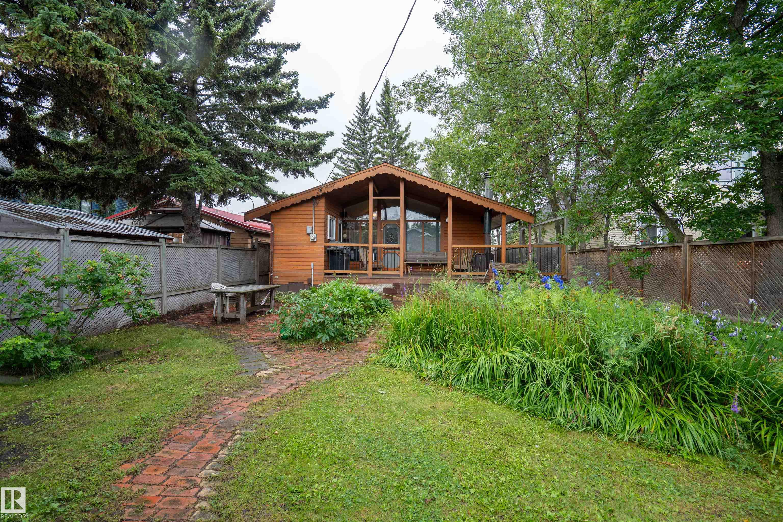 5011 38 Street, E4503681, Alberta,