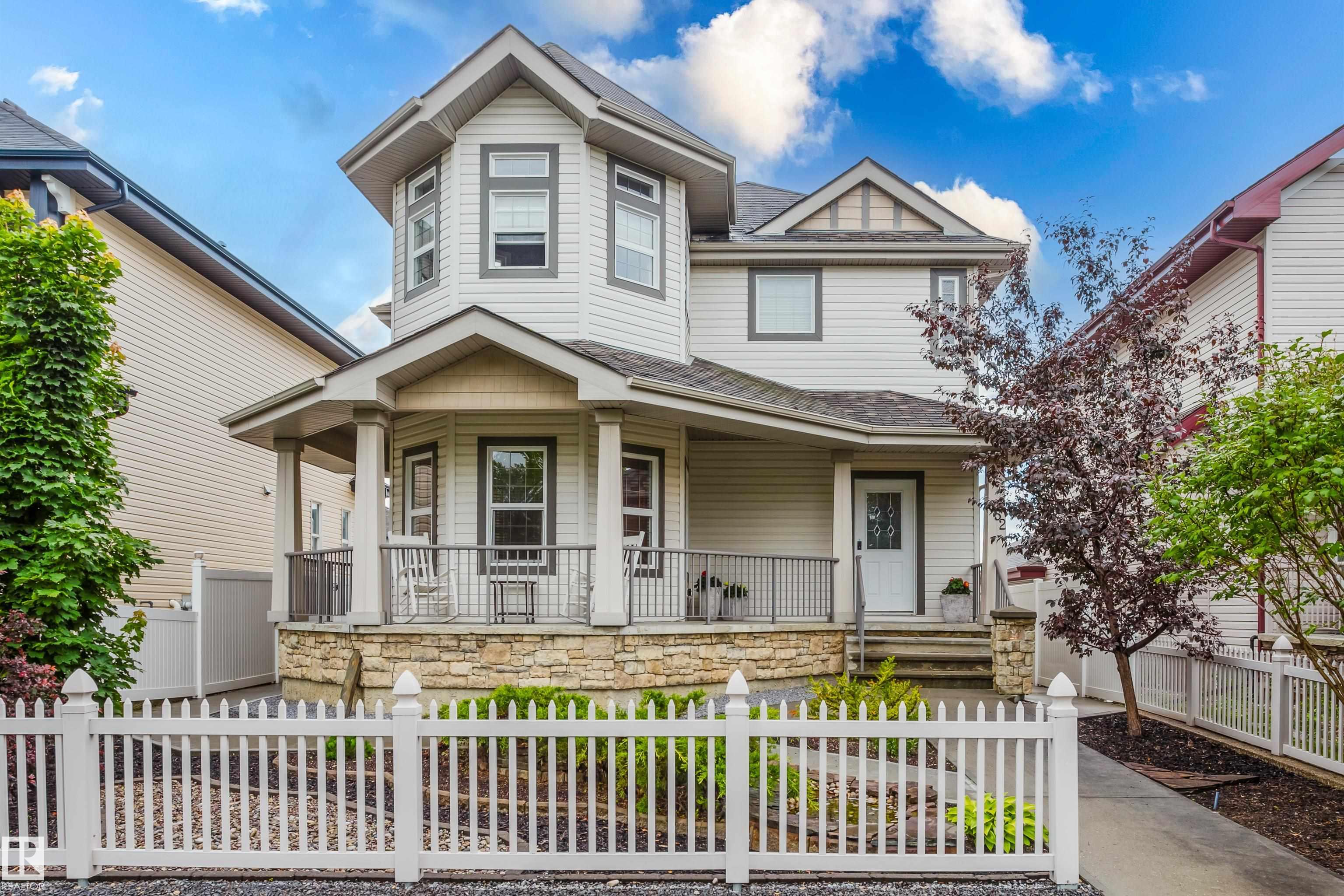 652 CRIMSON Drive, E4503707, Alberta,