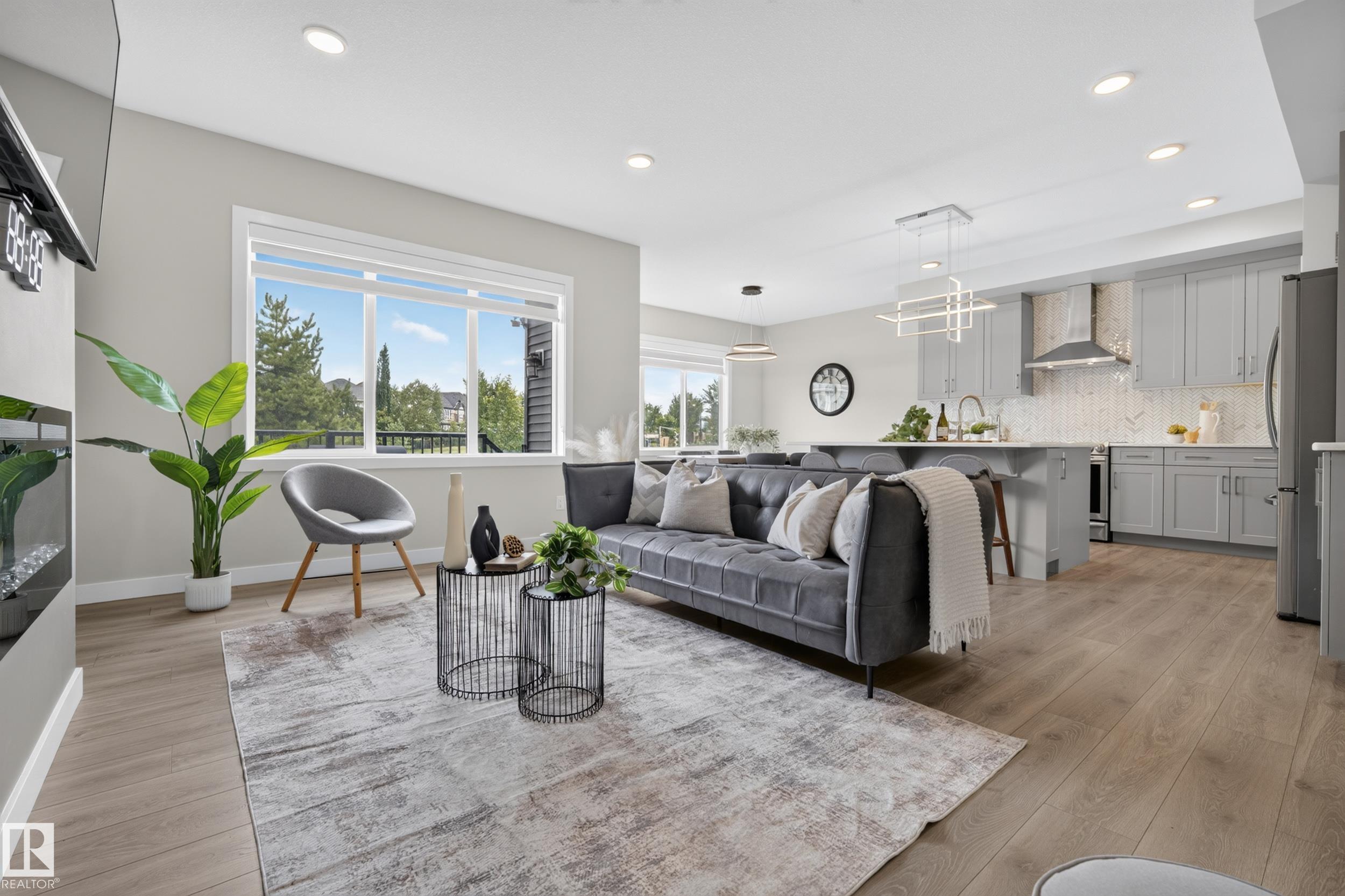 5727 KEEPING Crescent, E4503771, Alberta,