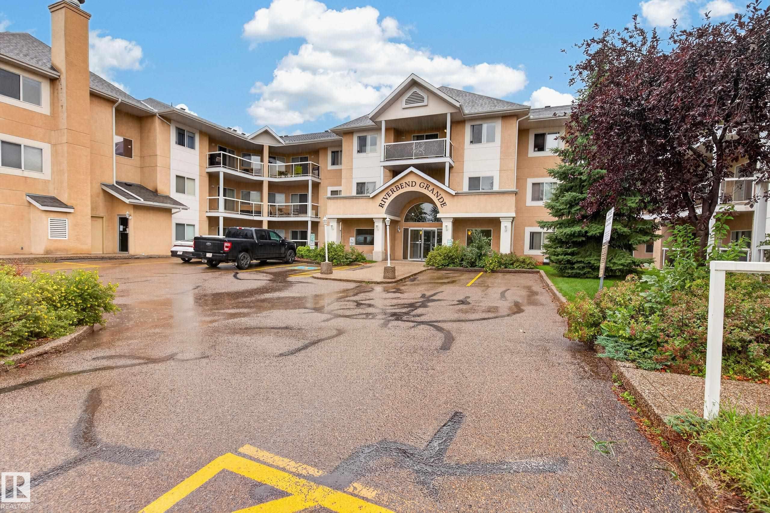Second View of 101 911 RABBIT HILL Road, Falconer Heights, Edmonton, Alberta, T6R 2S7
