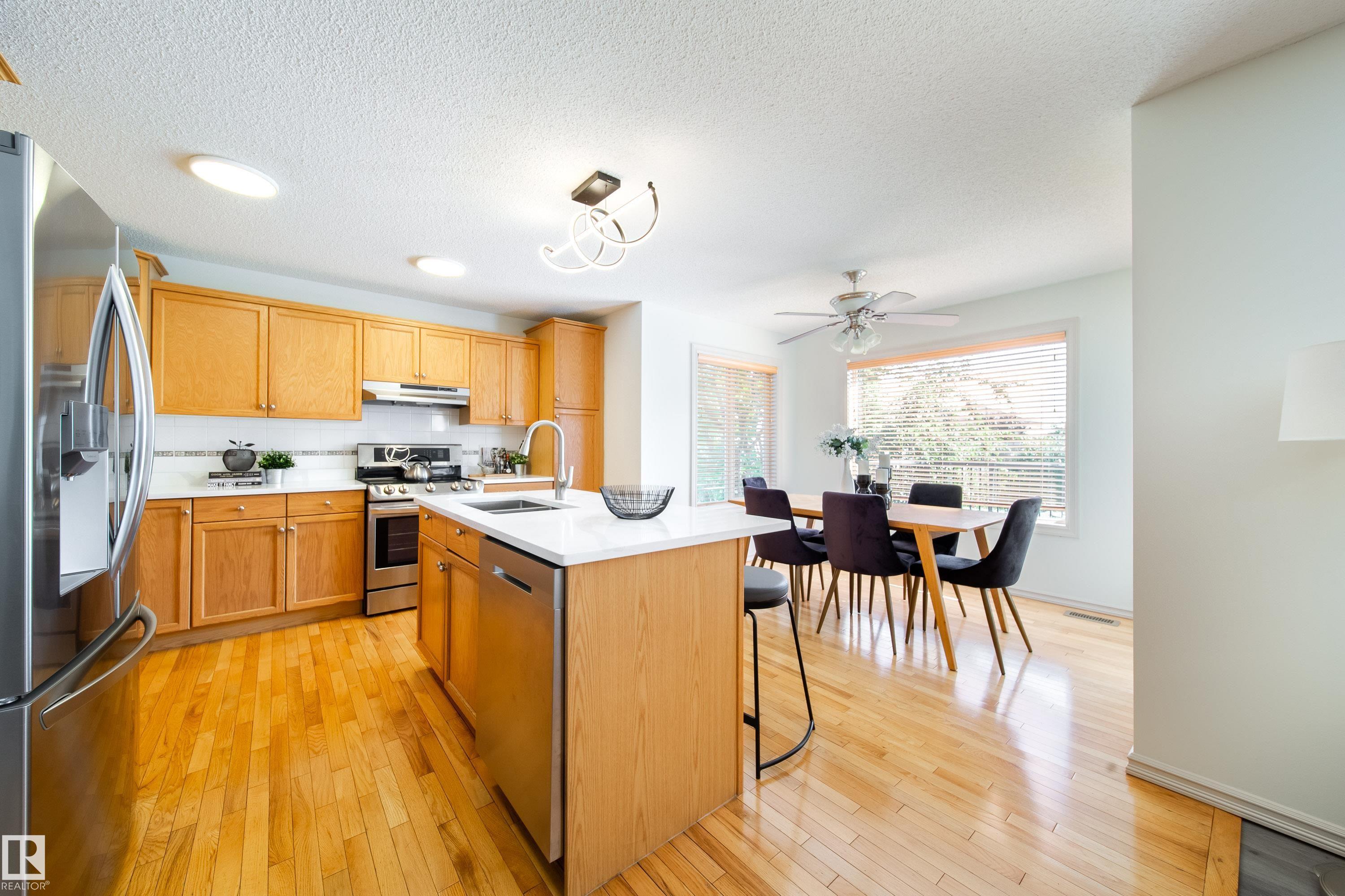 Third View of 4811 152 Avenue, Miller, Edmonton, Alberta, T5Y 3B8