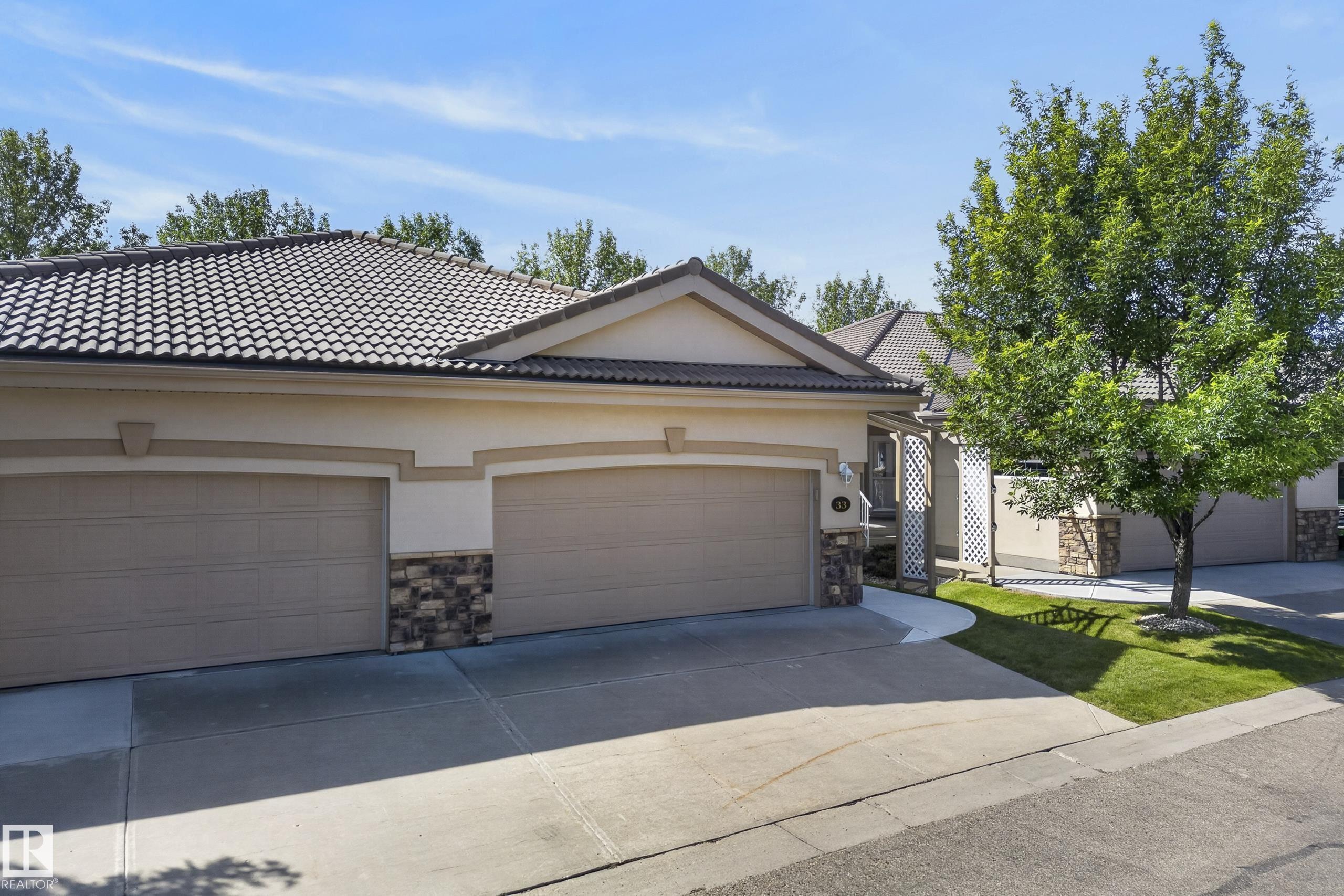 Fourth View of 33 13808 155 Avenue, Carlton, Edmonton, Alberta, T6V 1T8