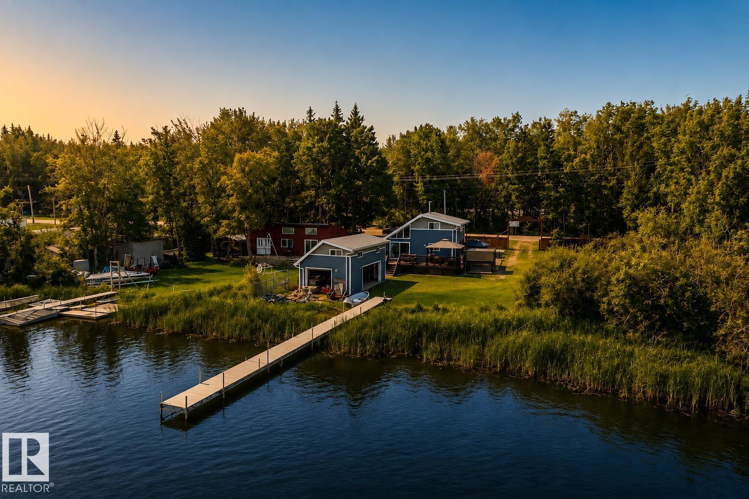 264 Beach Avenue, E4503959, Alberta,